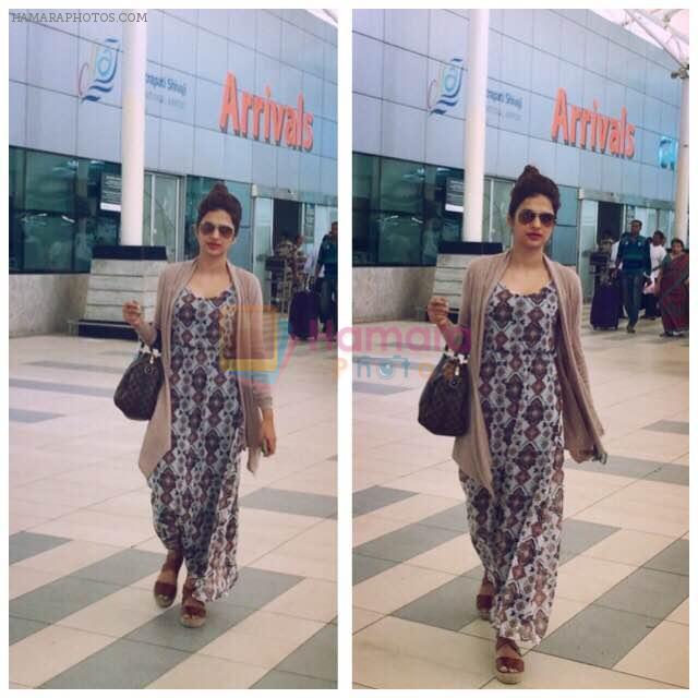 Shraddha Das at the airport returning from Russia on 2nd Oct 2015