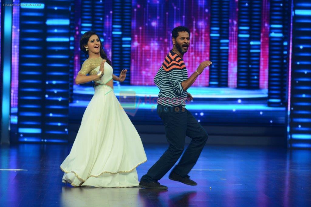 Prabhu Deva dancing with captain Shakti in Dance +