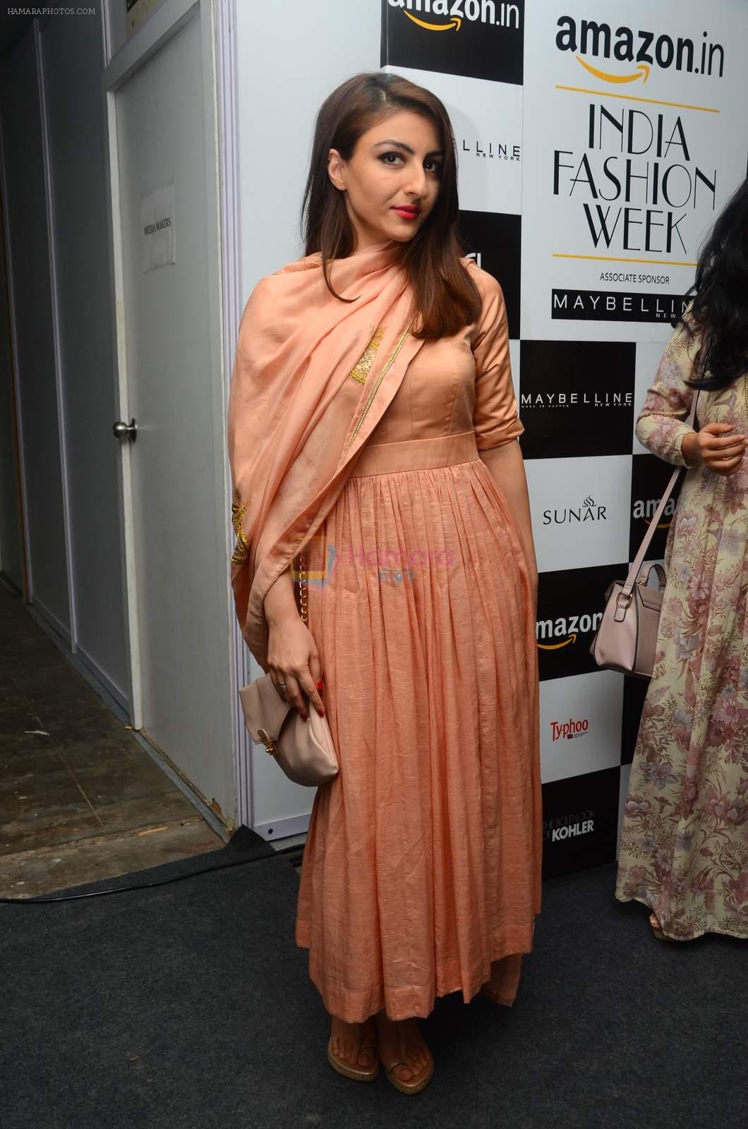Soha Ali Khan on day 1 of Amazon india fashion week on 7th Oct 2015,1