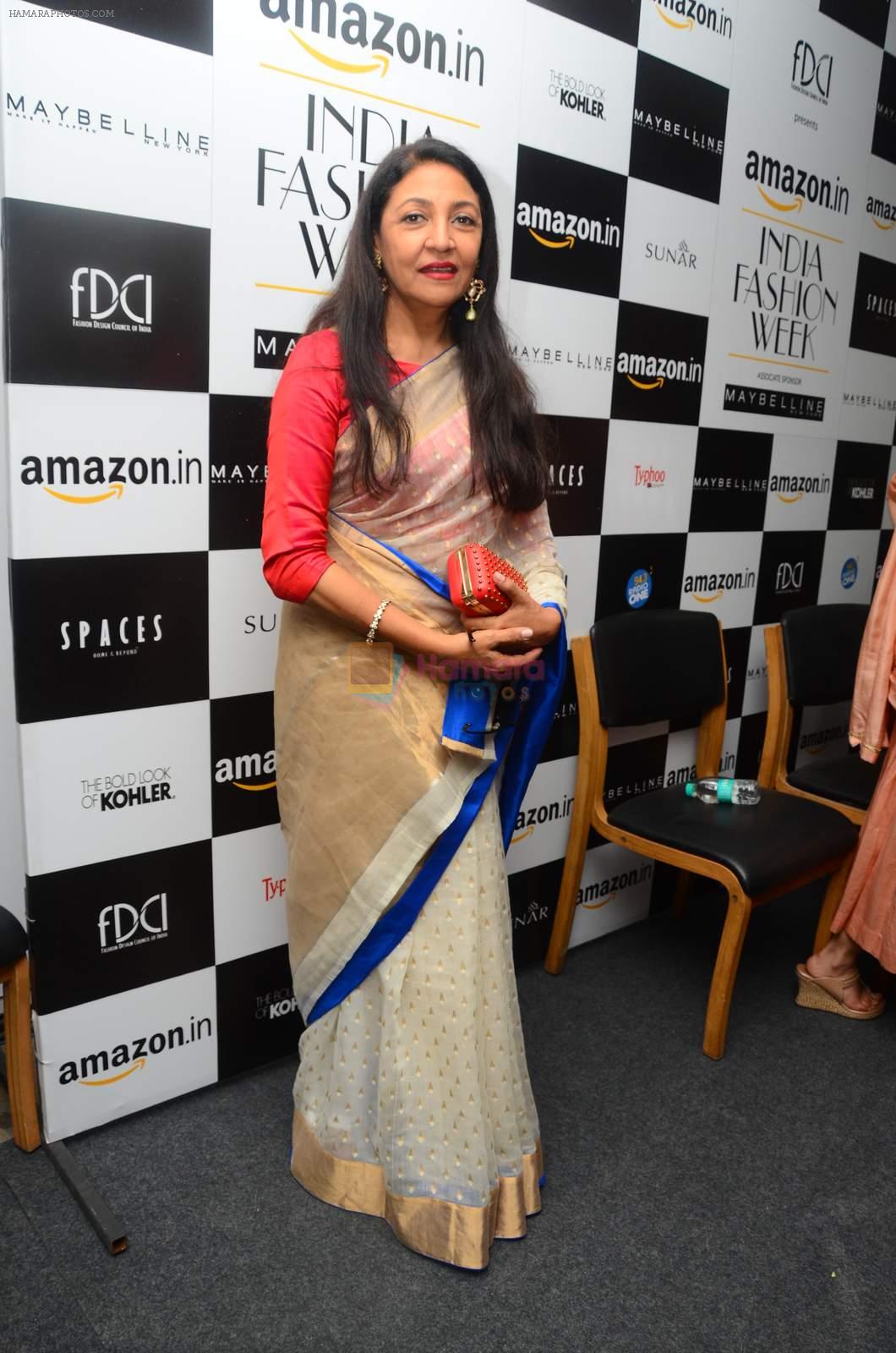 Deepti Naval on day 1 of Amazon india fashion week on 7th Oct 2015,1