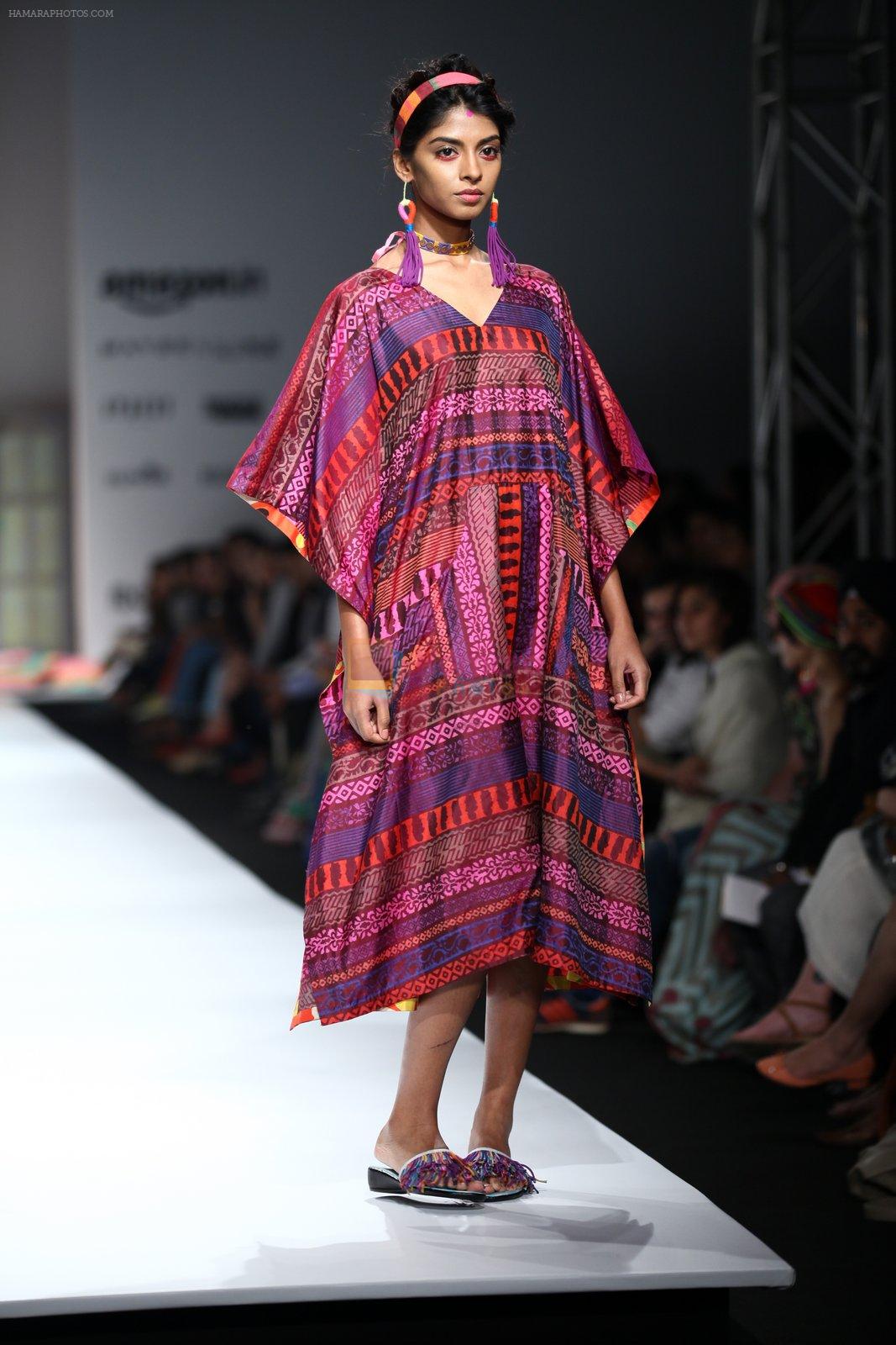 Model walk the ramp for Anupama Dayal Show at Amazon Fashion Week Day 3 on 9th Oct 2015