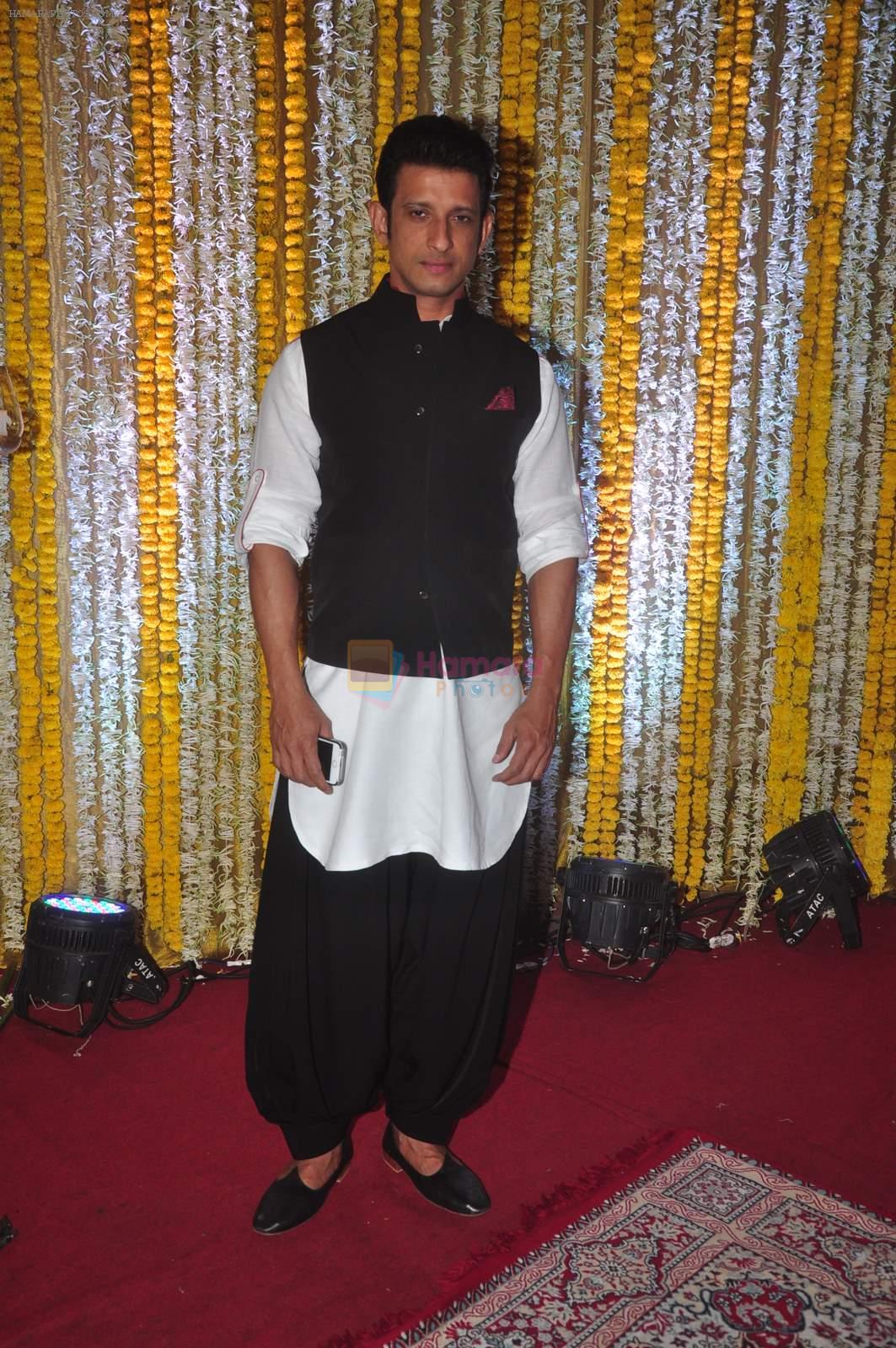 Sharman Joshi at Ronit Roy's bday and mata ki chowki on 10th Oct 2015