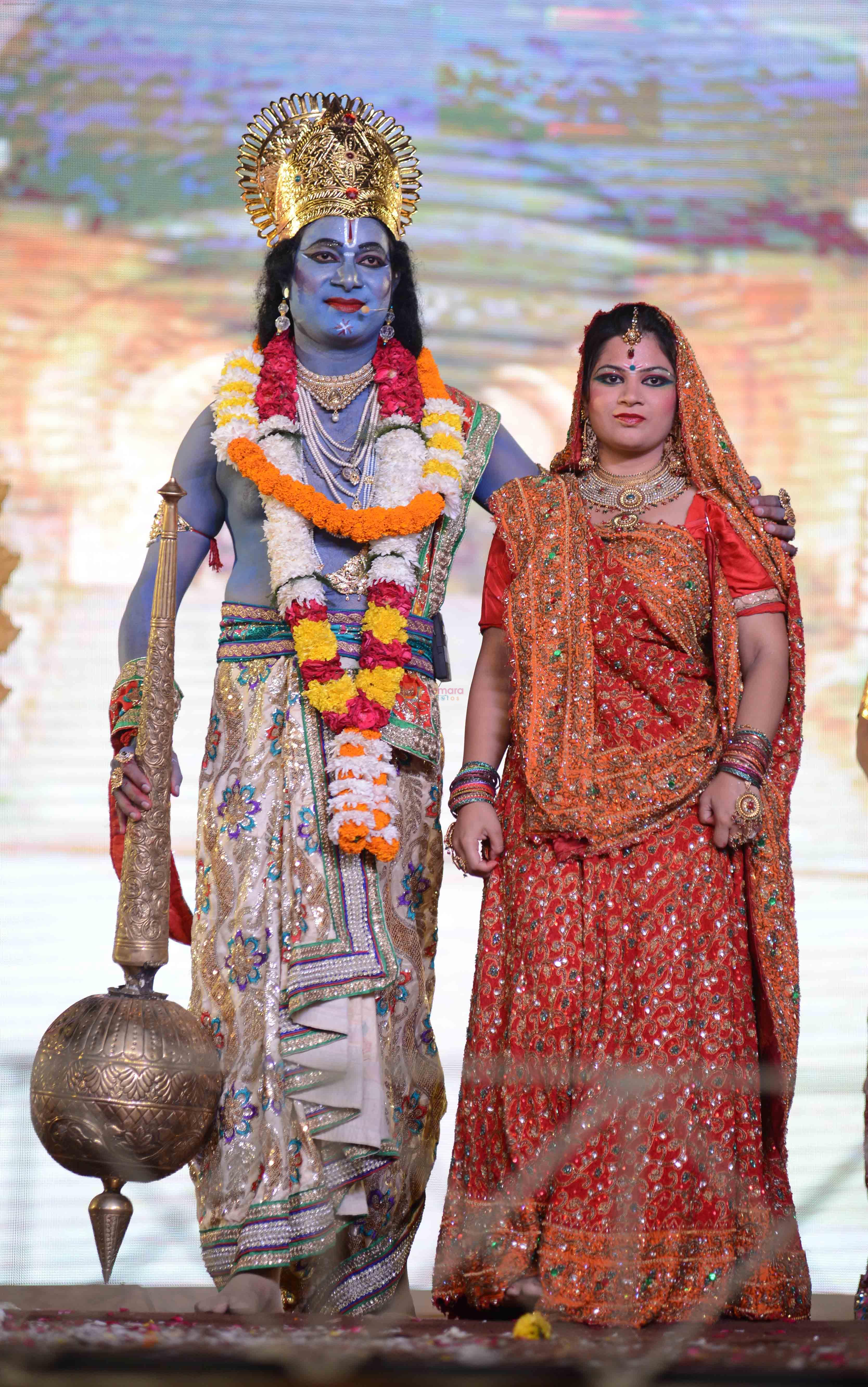 Vishnu & laxmi Playing the Ram leela at Luv Kush ram Leela committee at Lal Qila maidan in Delhi on 13th Oct 2015