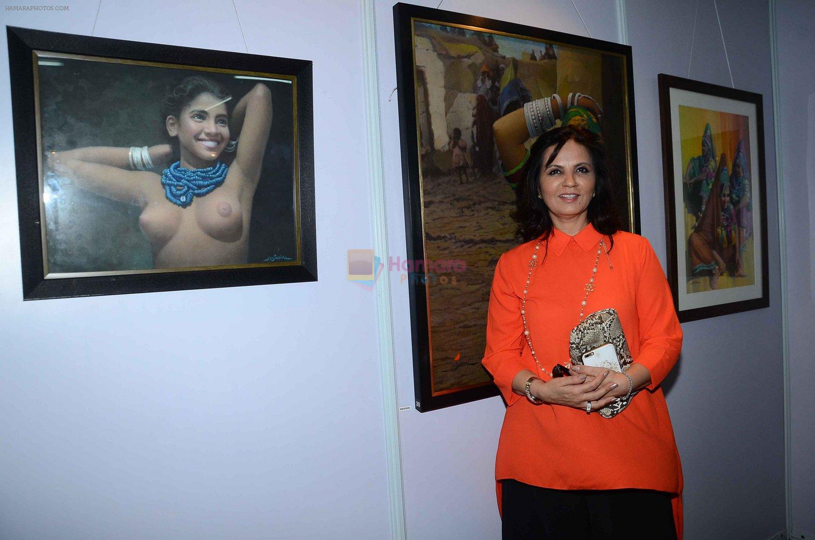 Neeta Lulla at JP Singhal exhibition on 15th Oct 2015