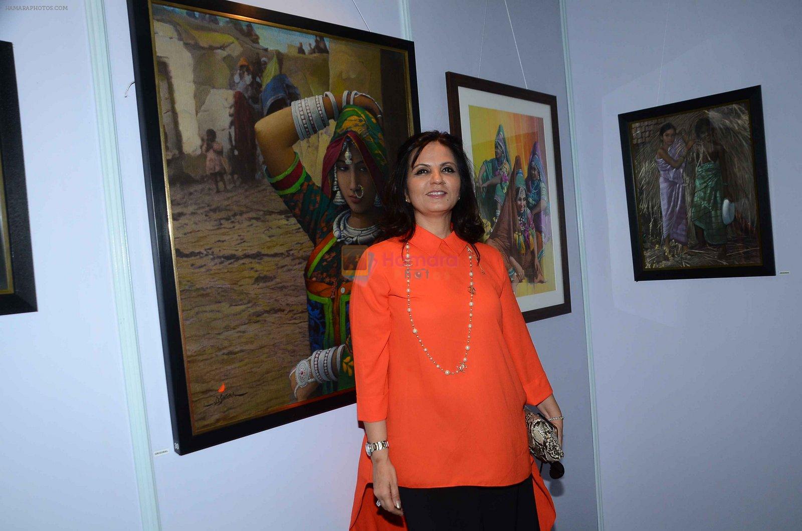 Neeta Lulla at JP Singhal exhibition on 15th Oct 2015
