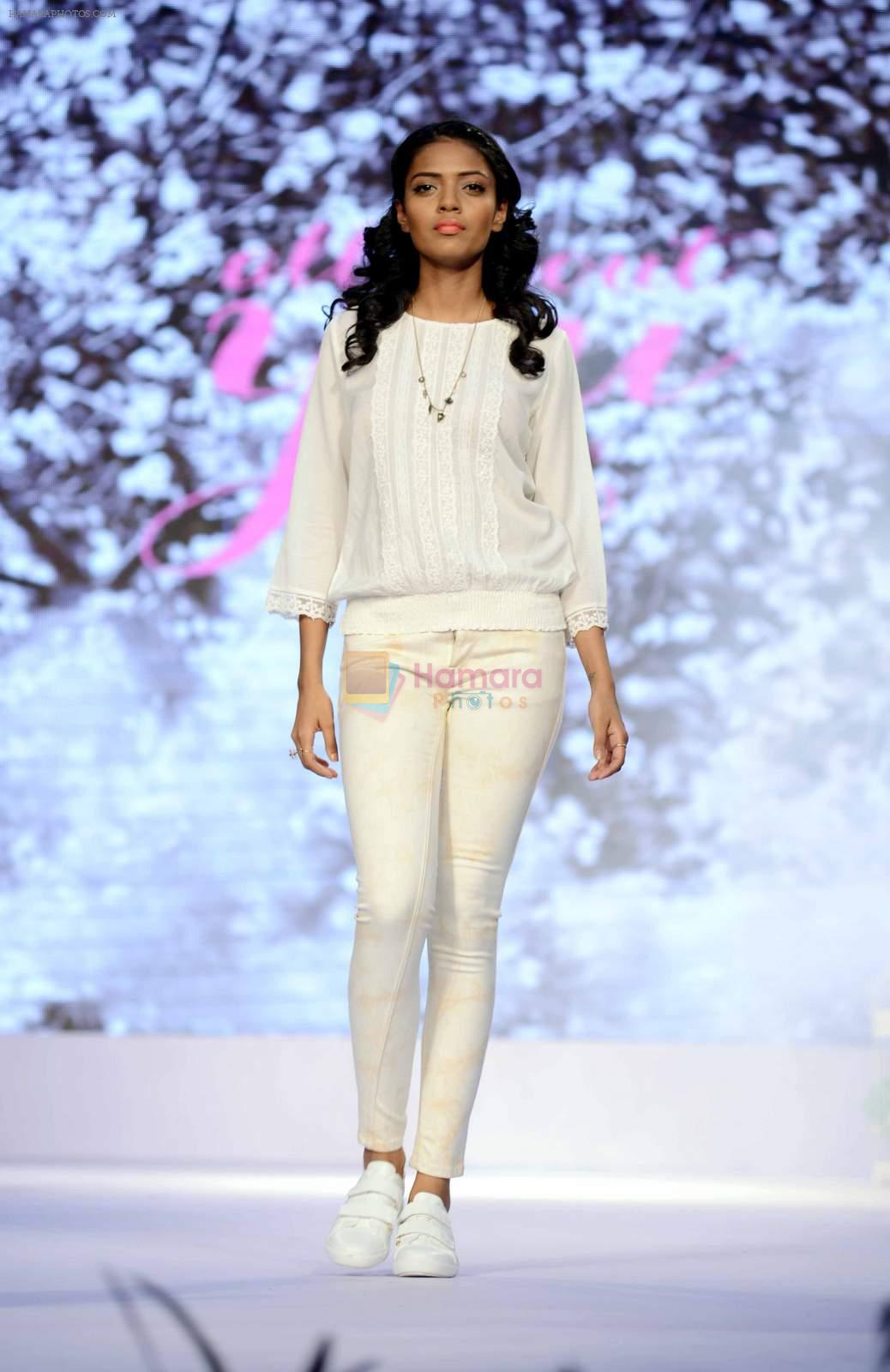 at Myntra fashion show on 20th Oct 2015