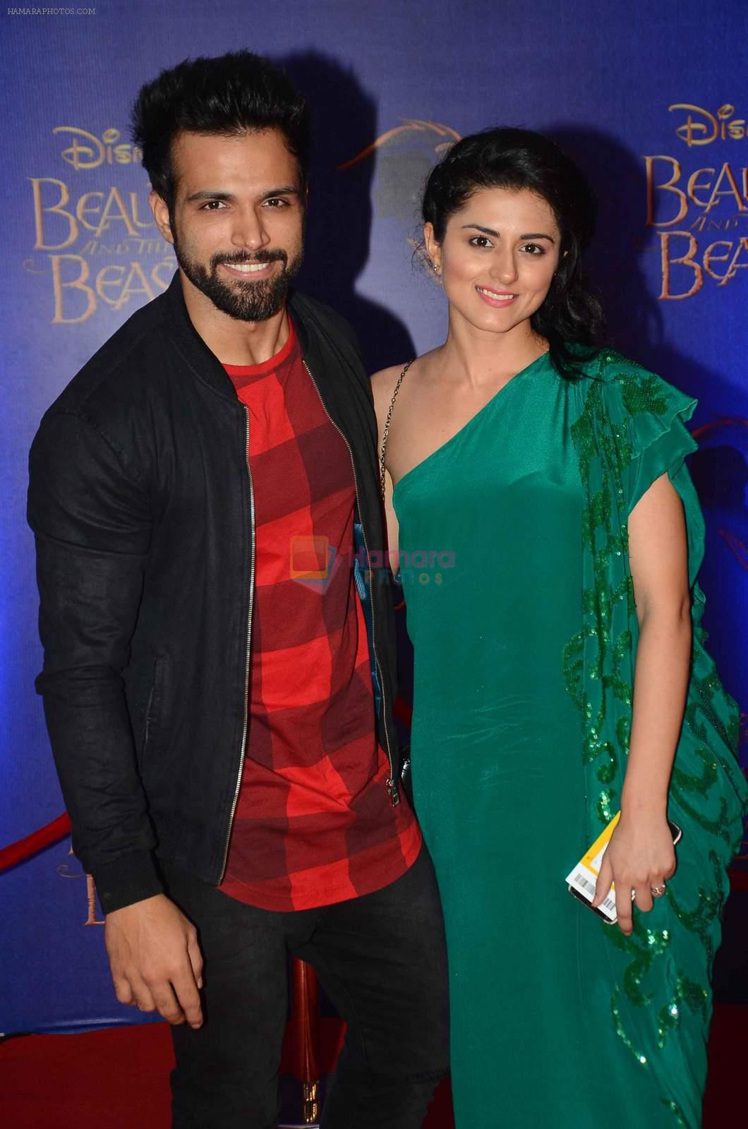 Rithvik Dhanjani, Riddhi Dogra at Beauty and the Beast red carpet in Mumbai on 21st Oct 2015