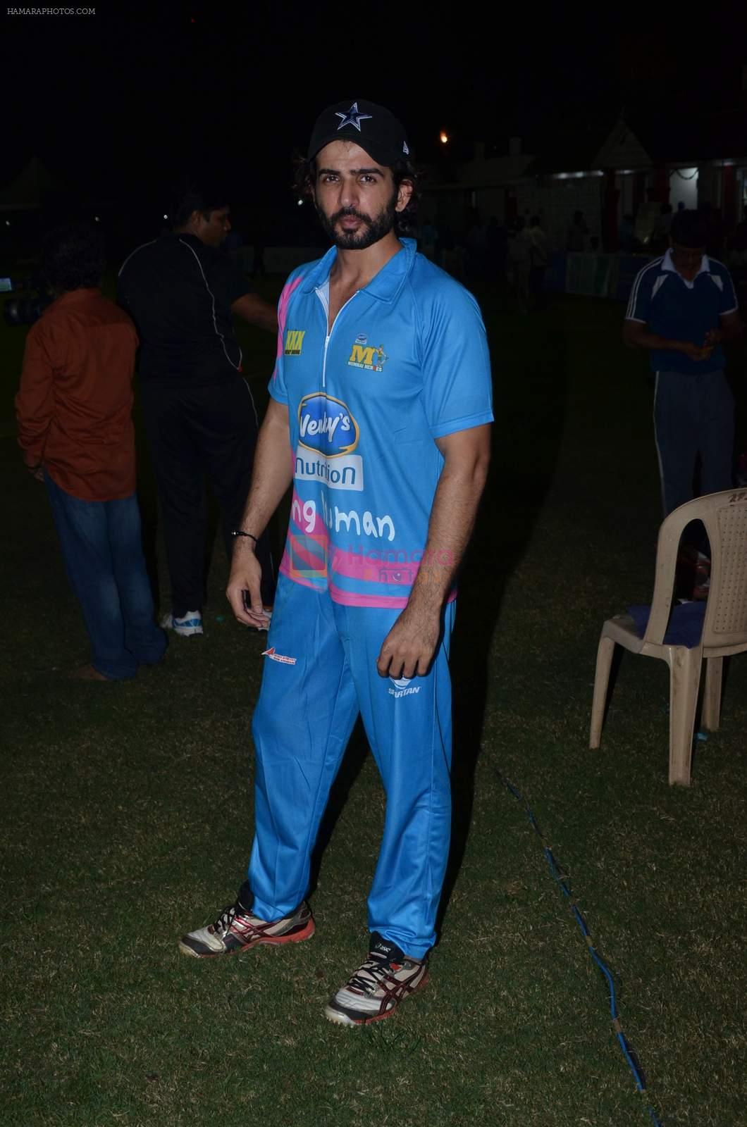 Jay BHanushali at Mumbai Heroes corporate cricket match in Santacruz on 26th Oct 2015