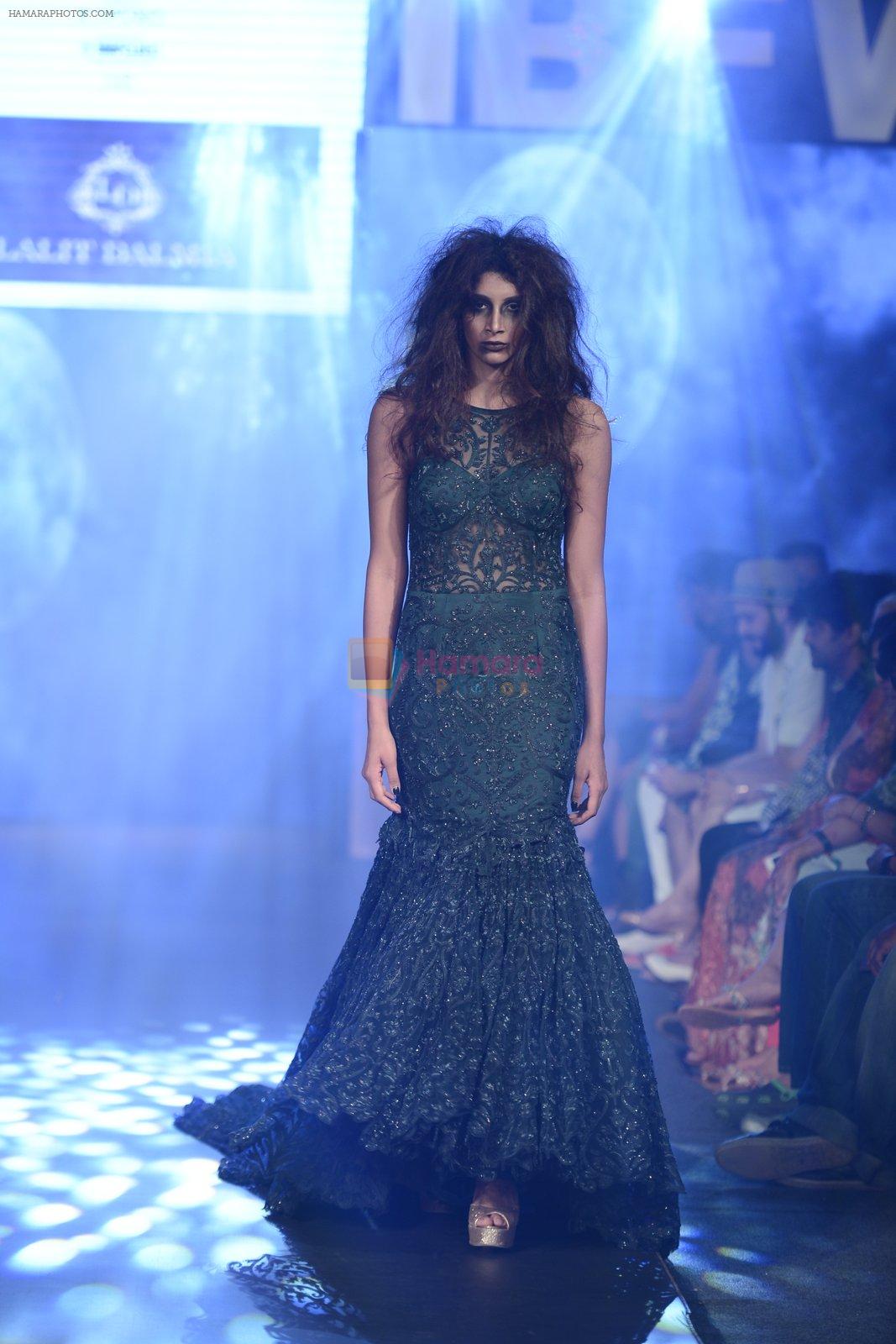 Model walk the ramp for Lalit Dalmia Show on day 2 of Gionee India Beach Fashion Week on 30th Oct 2015