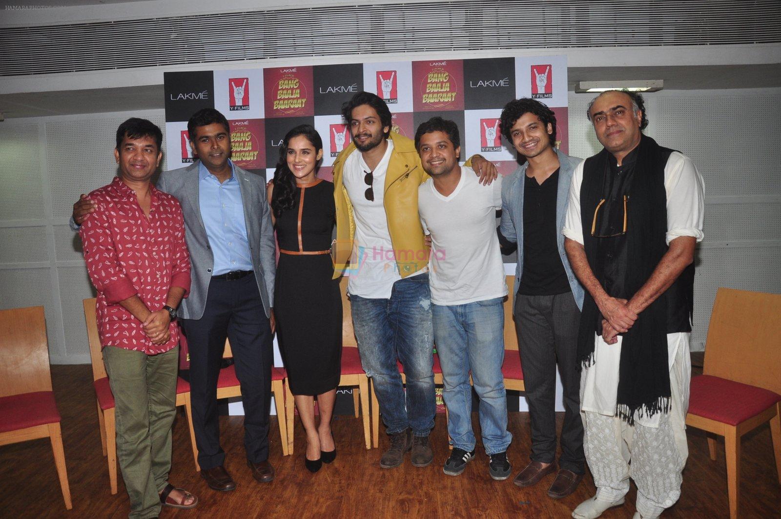 Ali Fazal, Rajit Kapur at Bang Baaja Baarat yrf film launch in Mumbai on 3rd Nov 2015