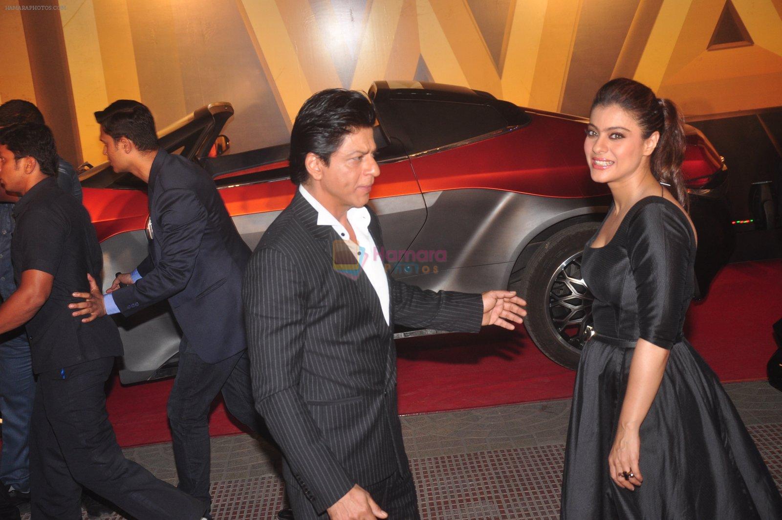 Shahrukh Khan, Kajol at Dilwale Trailor launch on 9th Nov 2015