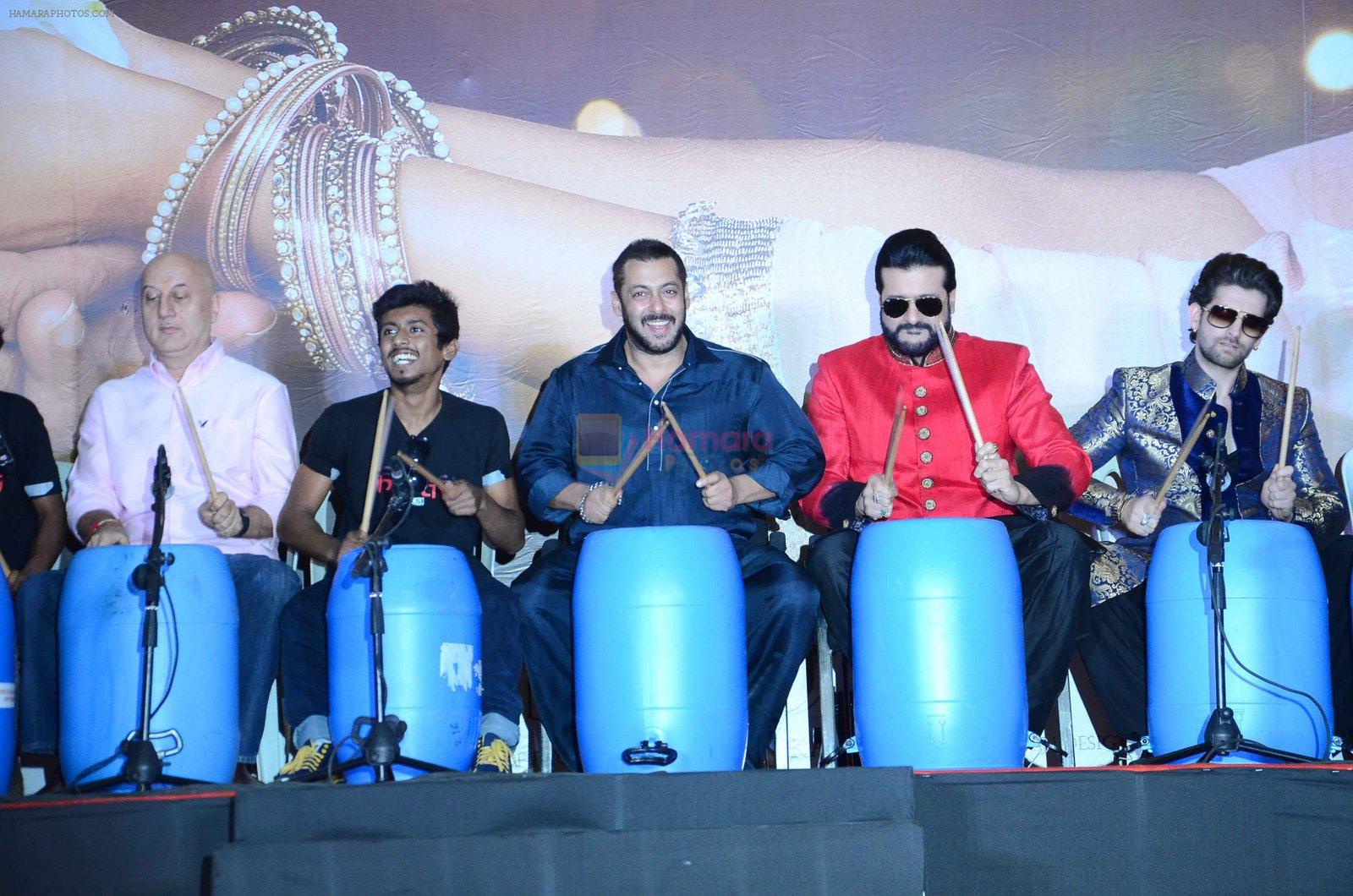 Neil Mukesh, Anupam Kher, Salman Khan, Armaan Kohli at prem ratan dhan payo dharavi Band on 11th Nov 2015