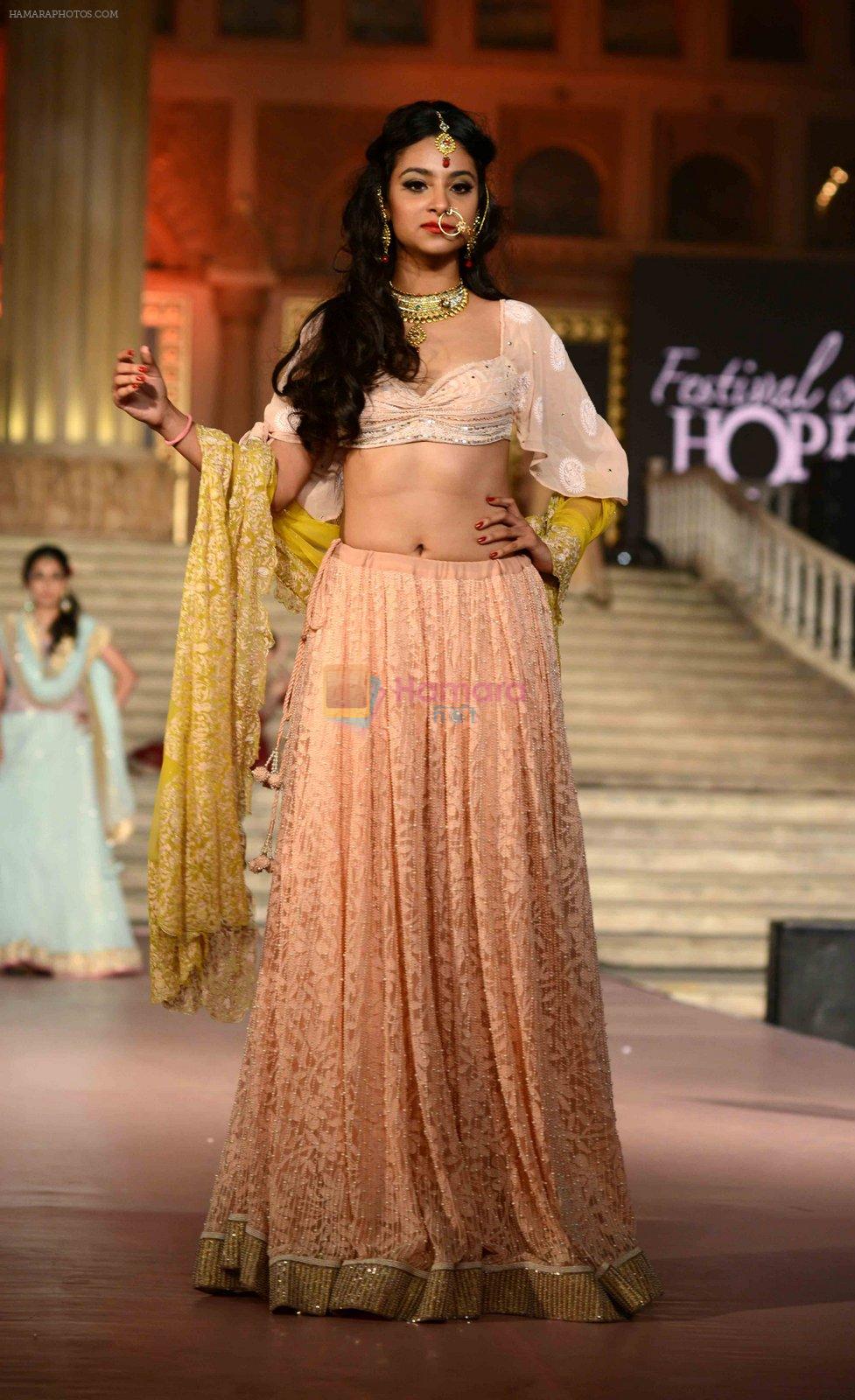 Mira Muzaffer Ali Show at Cancer Society of Hope fashion show in Delhi on 15th Nov 2015