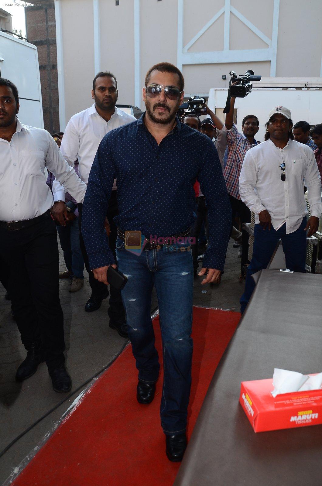 Salman Khan at Prem Ratan Dhan Payo press meet in Mumbai on 16th Nov 2015