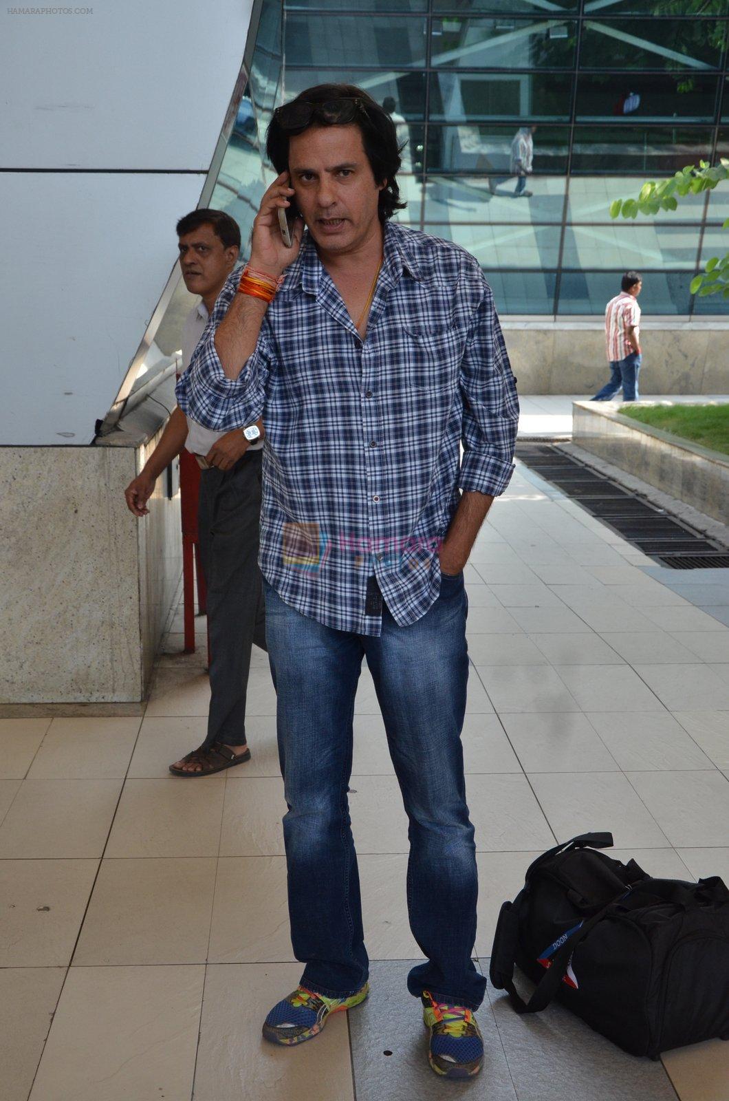 Rahul Roy snapped at airport on 16th Nov 2015