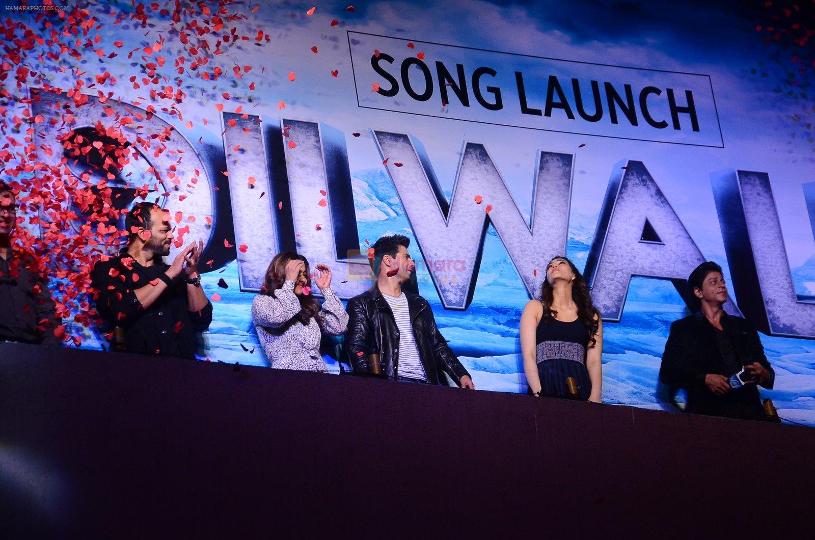 Shahrukh Khan, Kriti Sanon, Varun Dhawan, Kajol, Rohit Shetty at Dilwale song launch in Mumbai on 18th Nov 2015