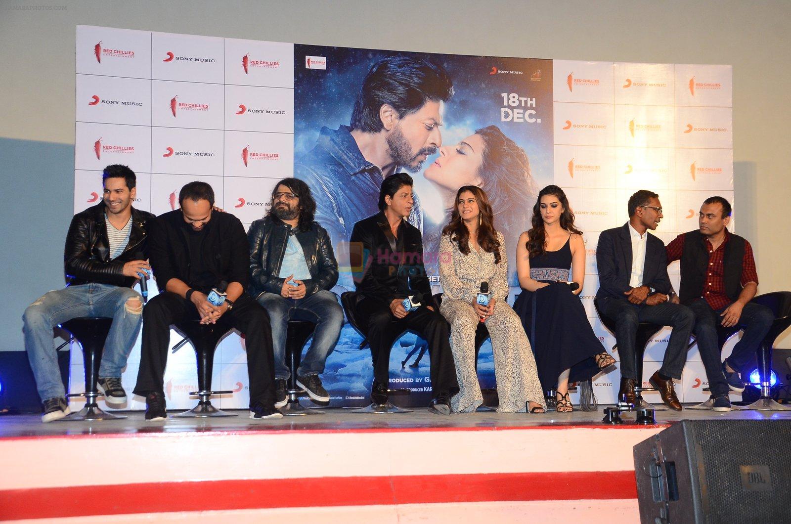 Shahrukh Khan, Kriti Sanon, Varun Dhawan, Kajol, Rohit Shetty, Pritam Chakraborty at Dilwale song launch in Mumbai on 18th Nov 2015