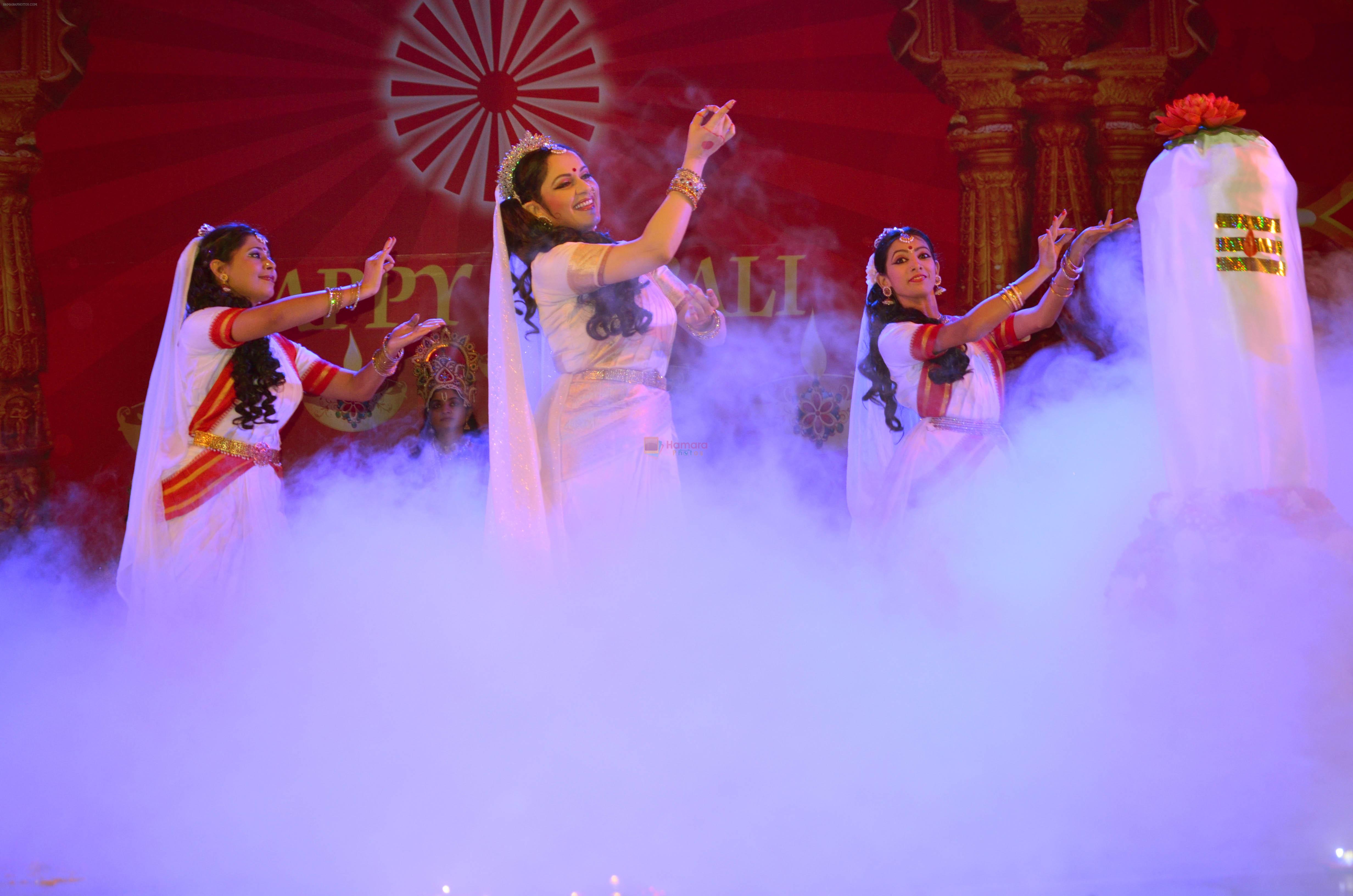 Gracy Singh Diwali Performs at Brahma Kumari in Mumbai on 19th Nov 2015