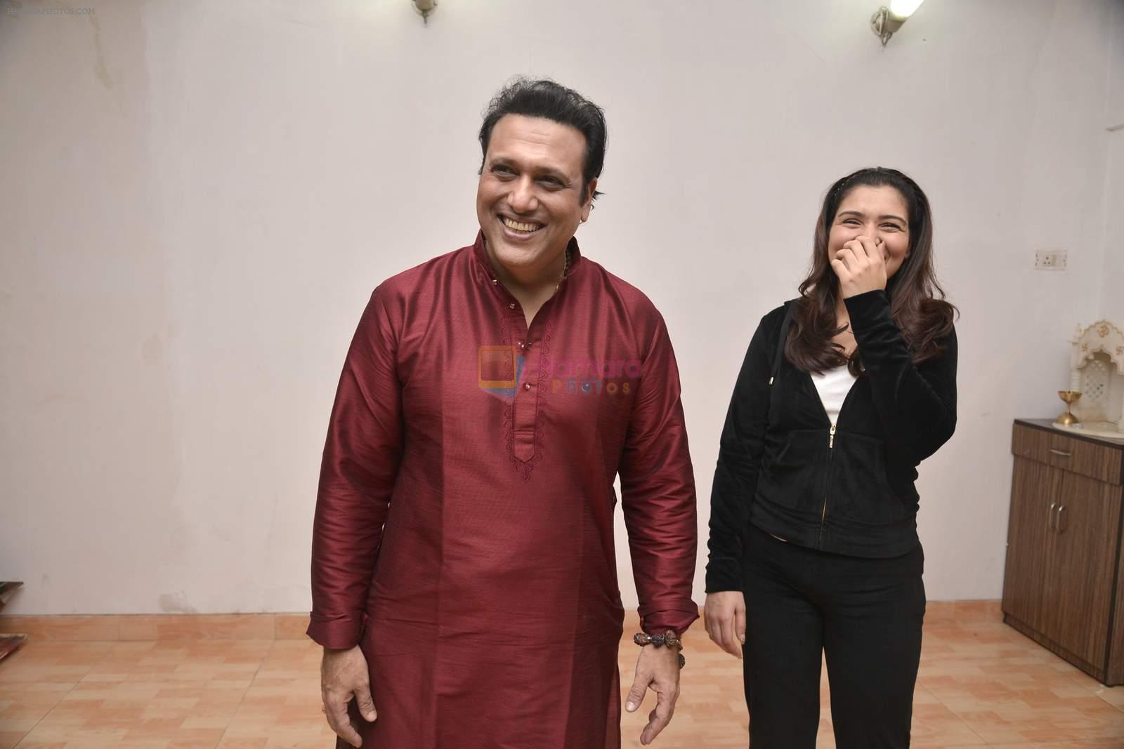 Tina Ahuja and Govinda snapped at an tv interview on fitness on 23rd Nov 2015