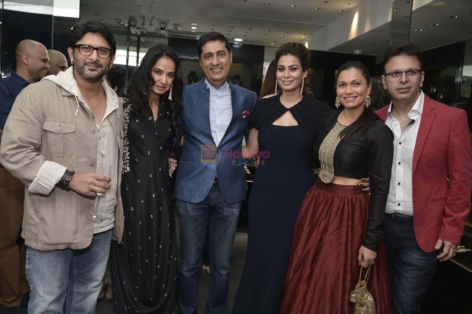 Arshad Warsi, Maria Goretti at Shaheen Abbas collection launch in Gehna Store on 24th Nov 2015