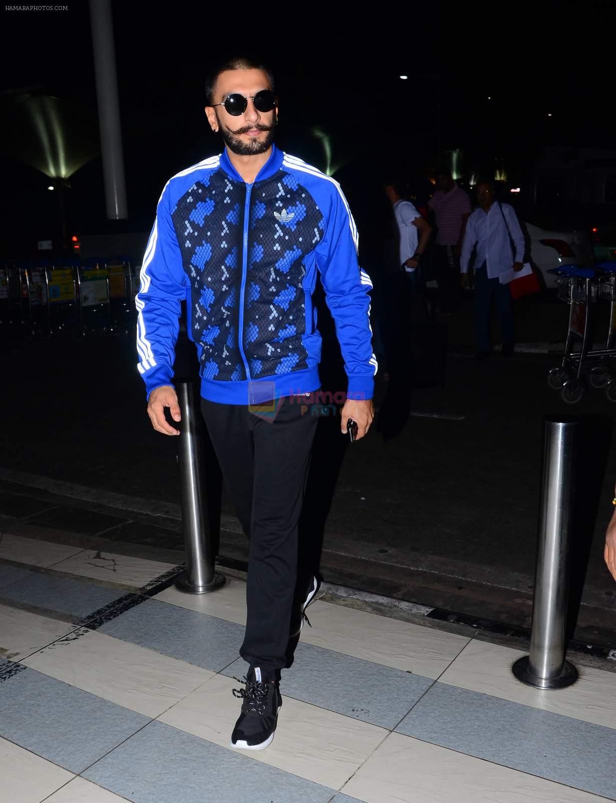 Ranveer Singh leaves for Bhopal at 430 am returns at 740 pm on 28th Nov 2015