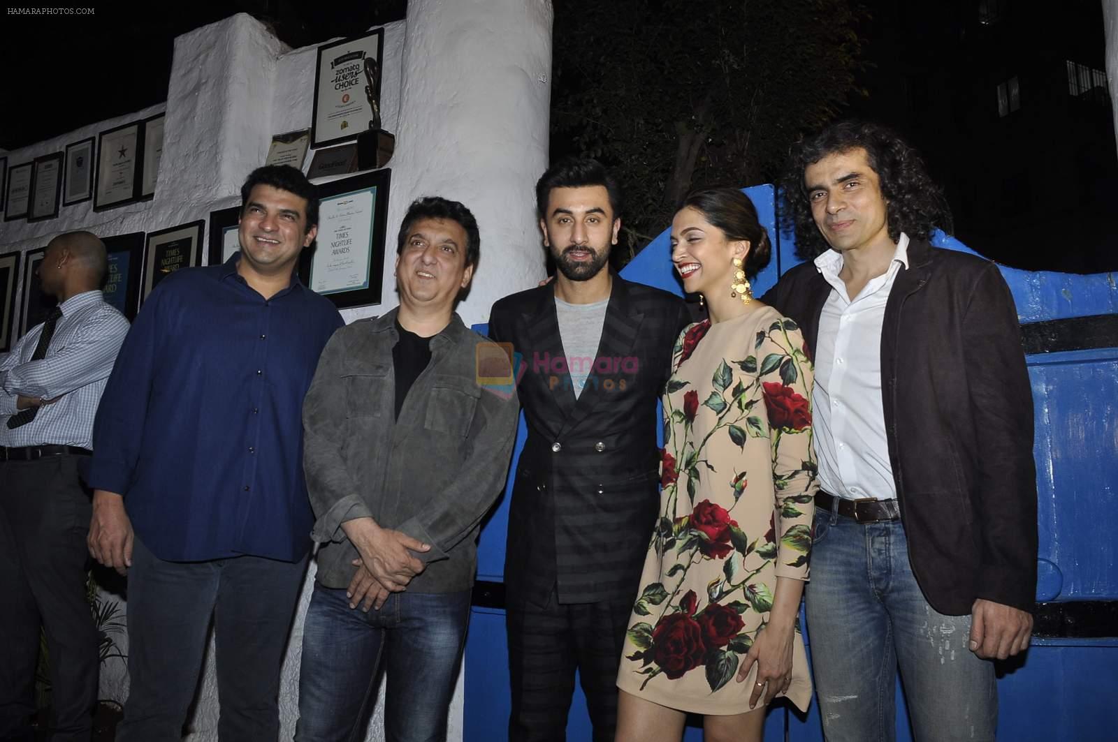 Siddharth Roy Kapur, Sajid Nadiadwala, Ranbir Kapoor, Deepika Padukone, Imtiaz ALi at Tamasha success bash on 30th Nov 2015