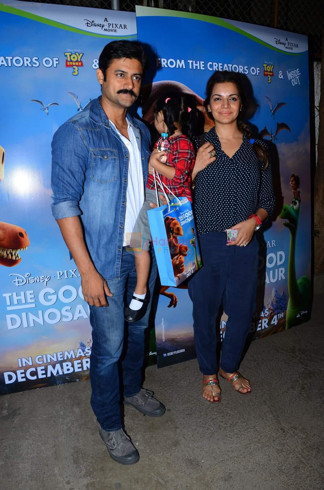 Shweta Kawatra, Manav Gohil at the good dinosaur screening on 1st Dec 2015