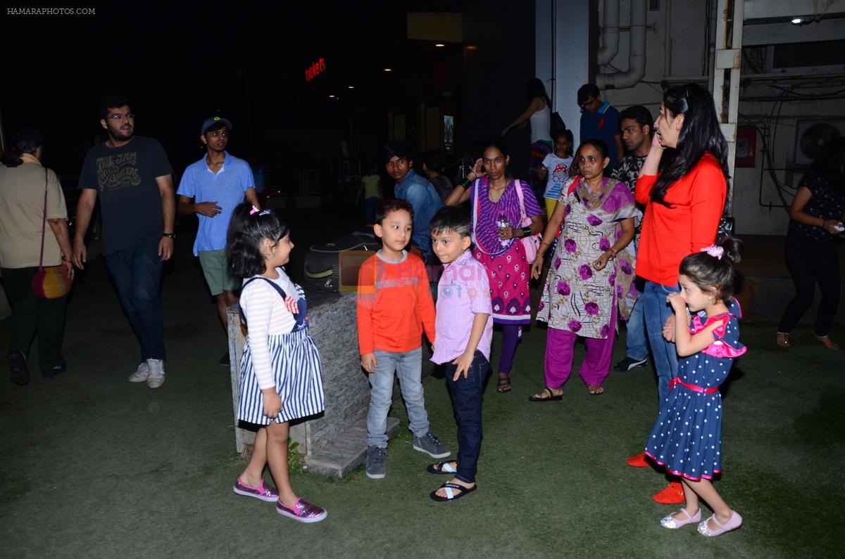 Manyata Dutt spotted outside PVR Juhu after watching a movie with kids on 5th Dec 2015