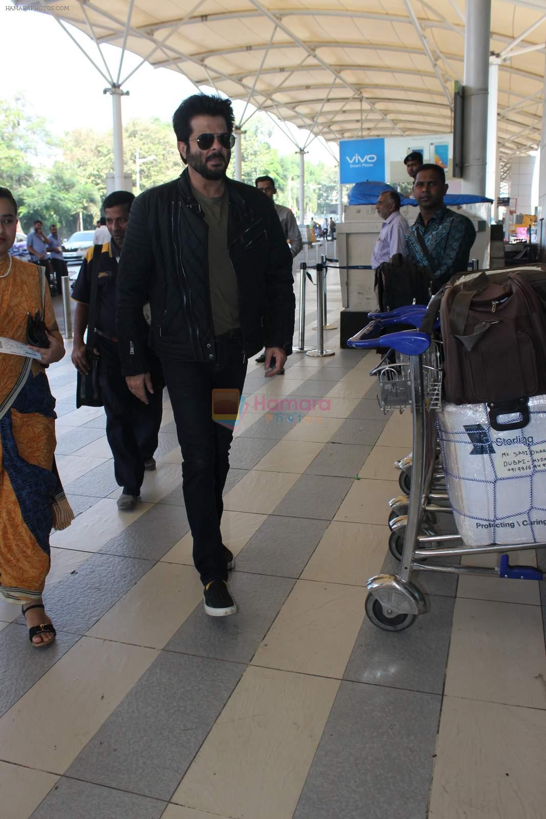 Anil Kapoor snapped at airport on 14th Dec 2015