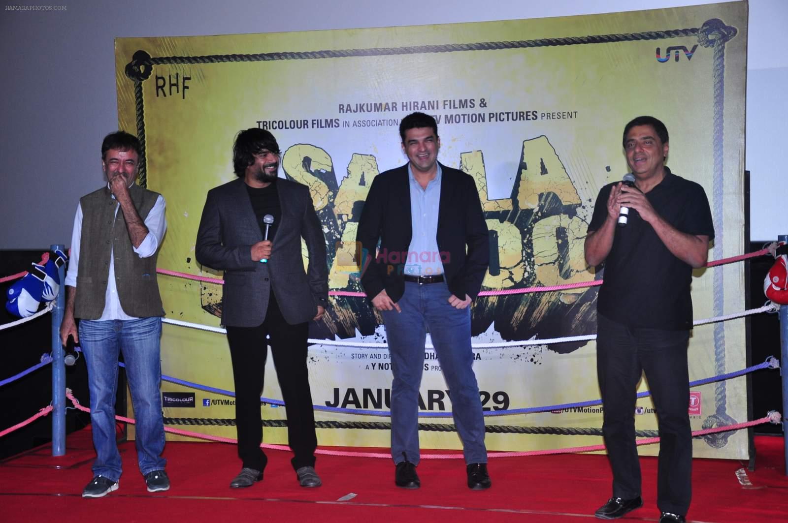 Rajkumar Hirani, Madhavan, Siddharth Roy Kapur, Ronnie Screwvala at Saala Khadoos film promotion on 15th Dec 2015