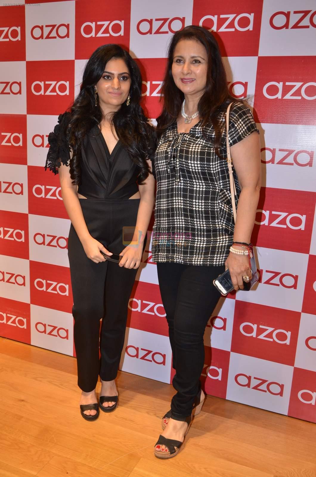 Poonam Dhillon at Shivani Awasty collection launch at AZA on 16th Dec 2015