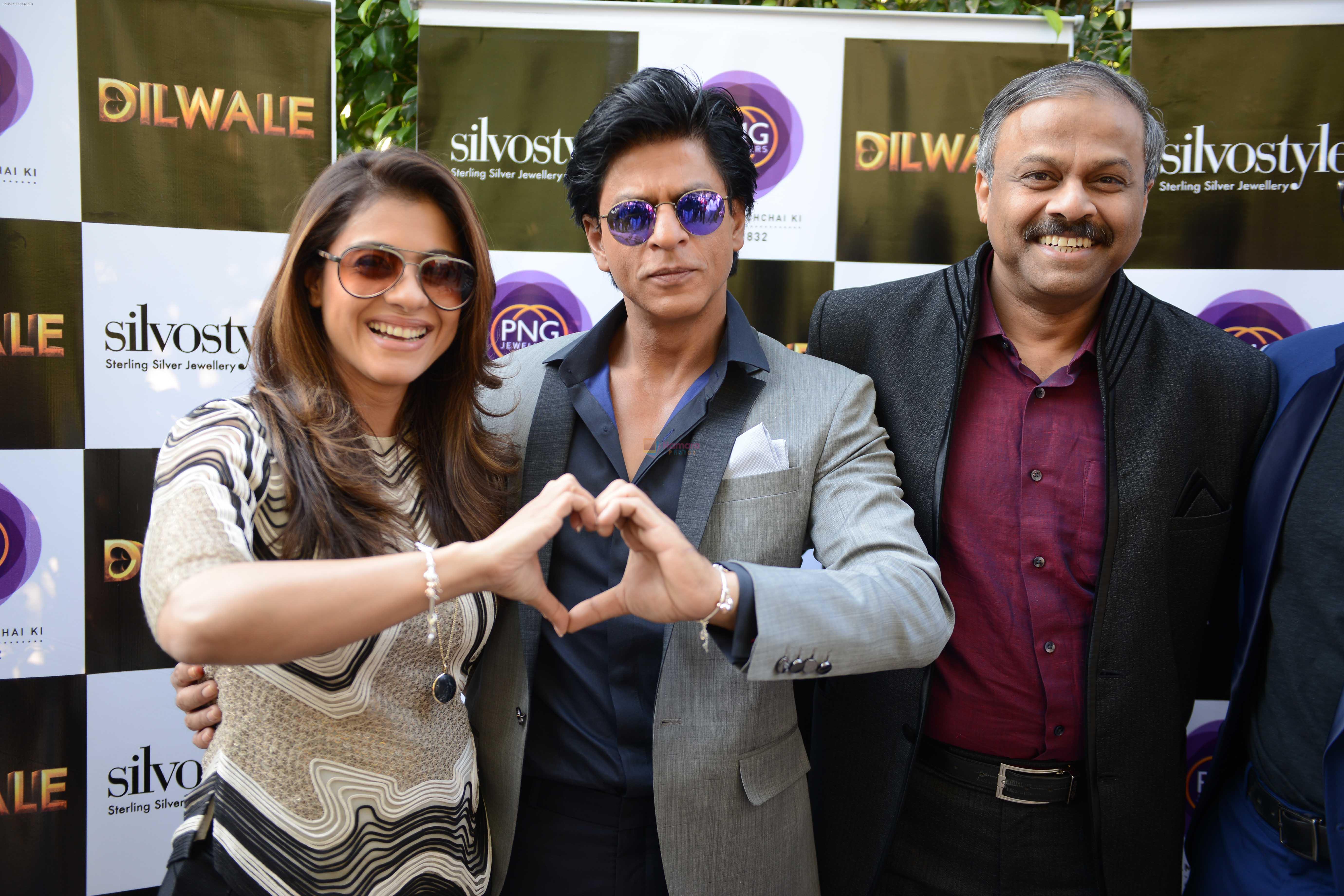 Kajol and Shah Rukh Khan with Mr. Prasad Kapre