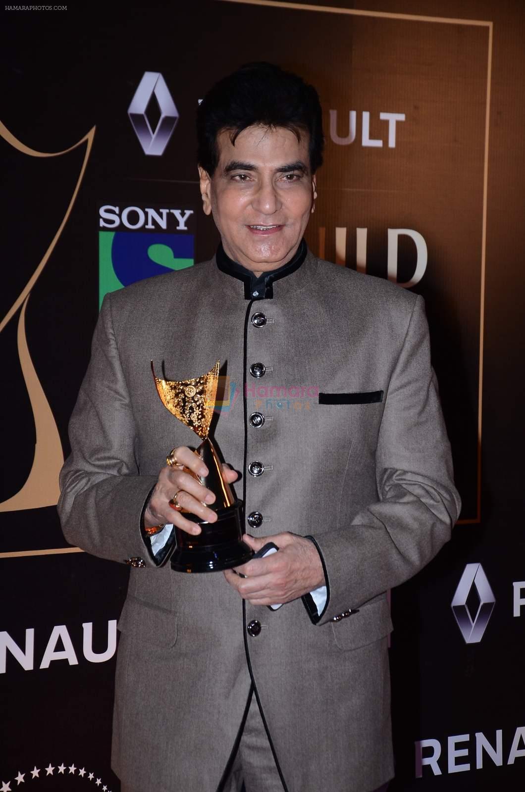 Jeetendra at Producer's Guild Awards on 22nd Dec 2015