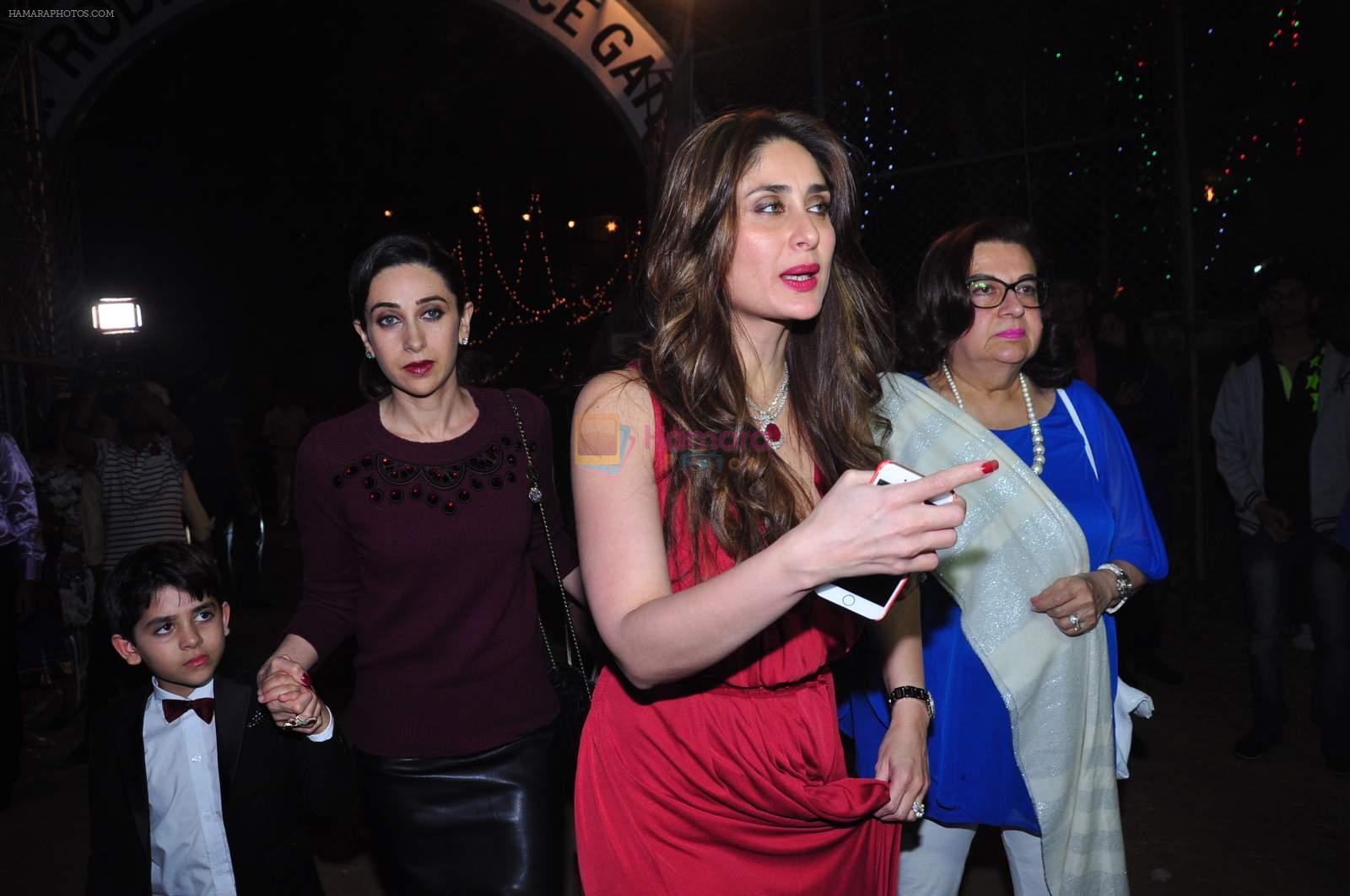 Kareena Kapoor, Karisma Kapoor, Babita Visit St. Marry Church For Christmas Eve on 25th Dec 2015