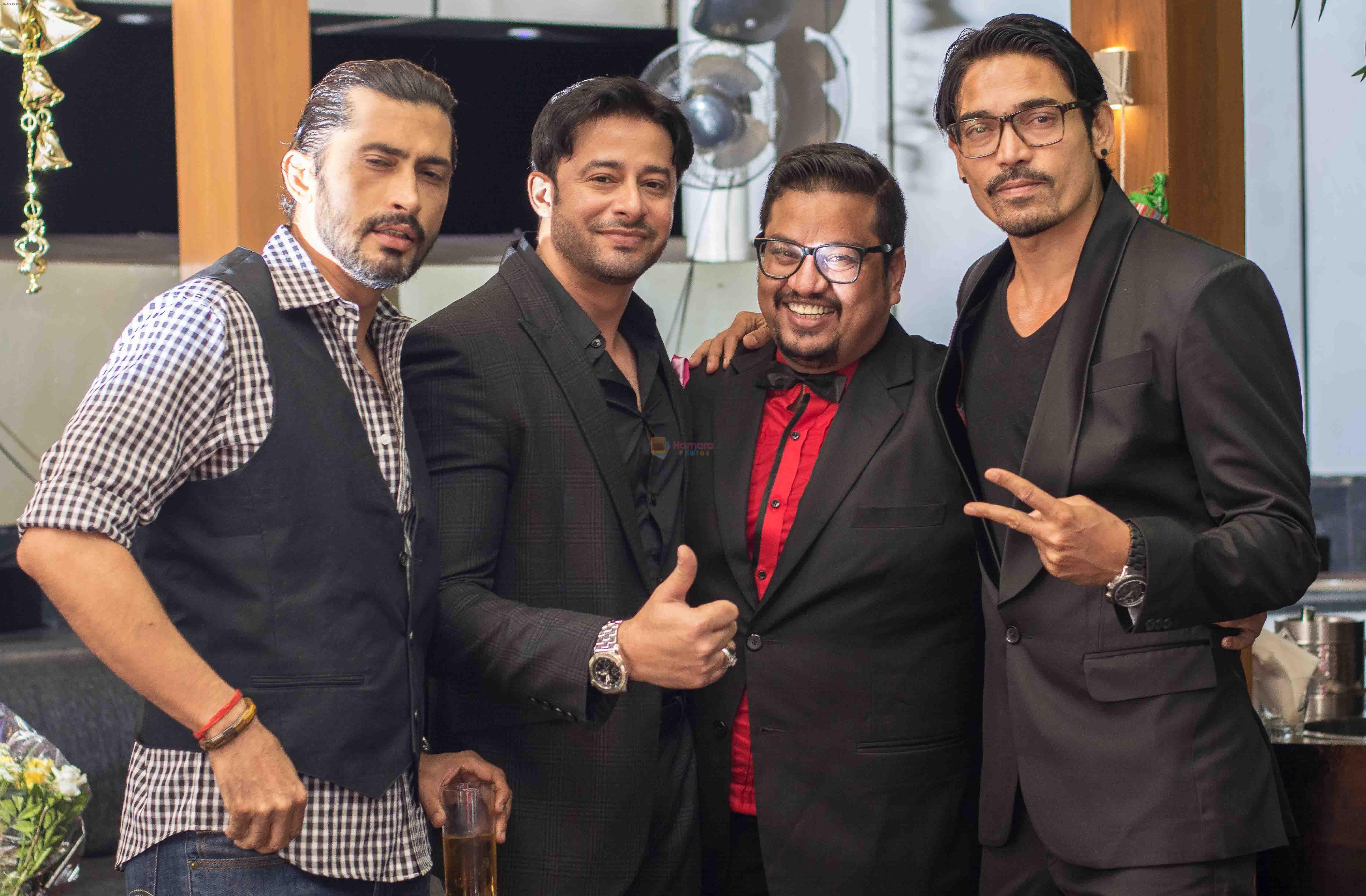Praveen Sirohi, Zulfi Syed, Shakir Shaikh & Shawar Ali at Fashion Director Shakir Shaikh's Theme Based Festive Party at Opa! Bar Cafe