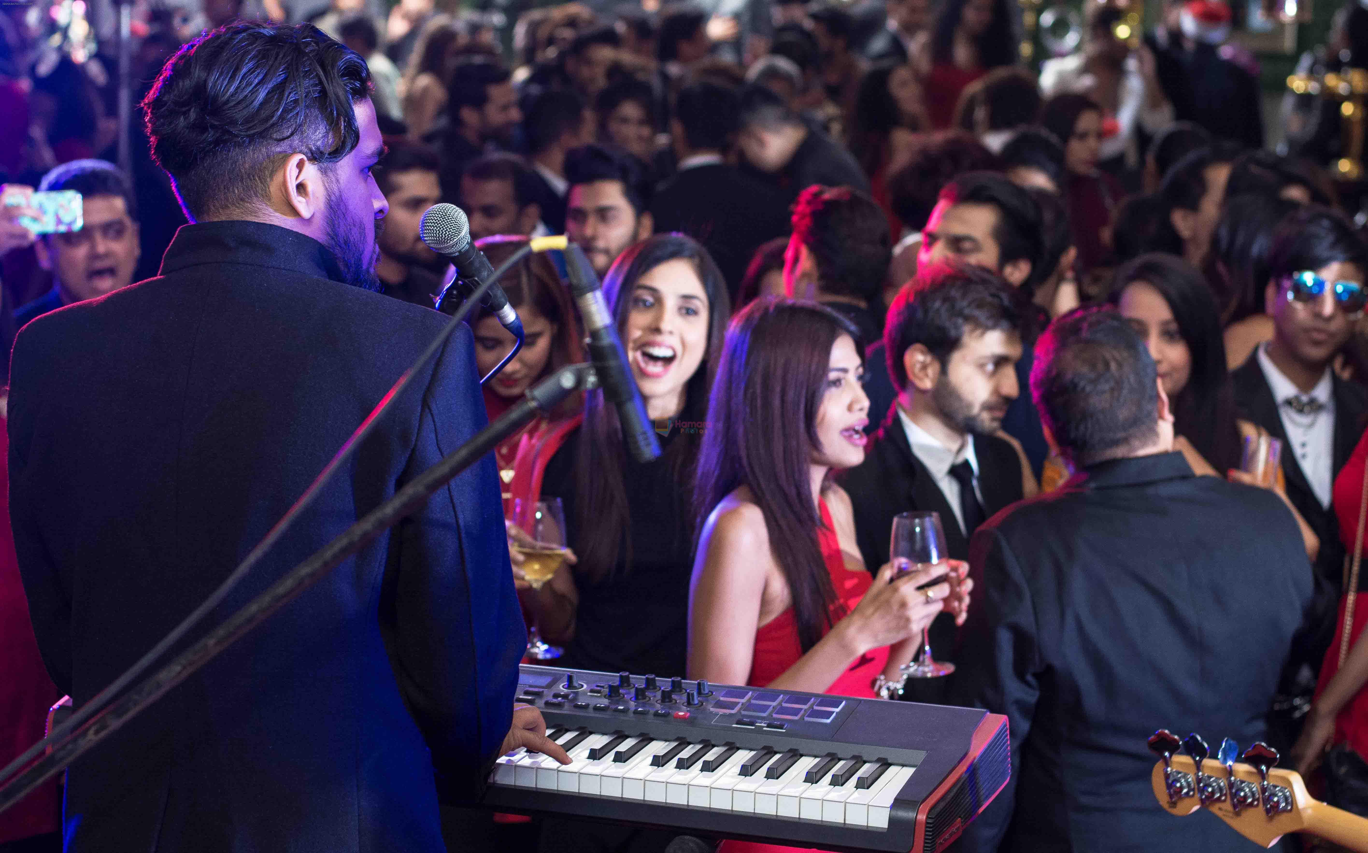 Band Performing at Fashion Director Shakir Shaikh's Theme Based Festive Party at Opa! Bar Cafe.1