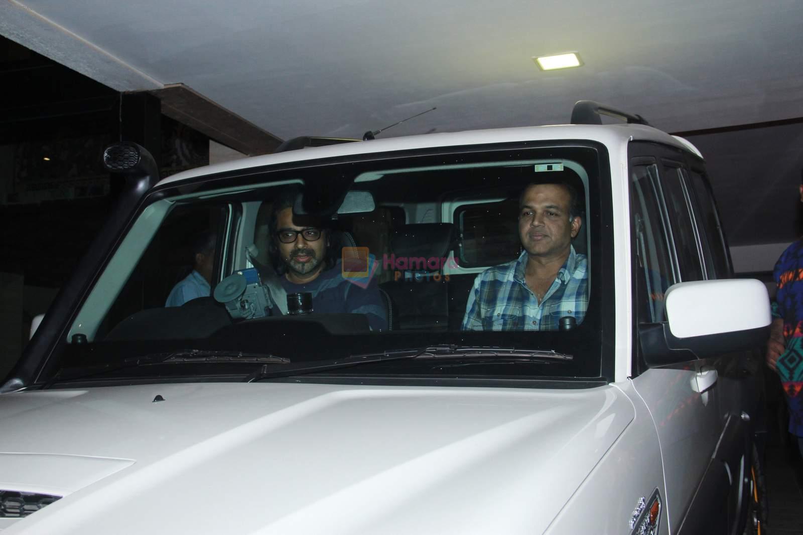 Ashutosh Gowariker attend Aamir Khan's dinner at home on 25th Dec 2015