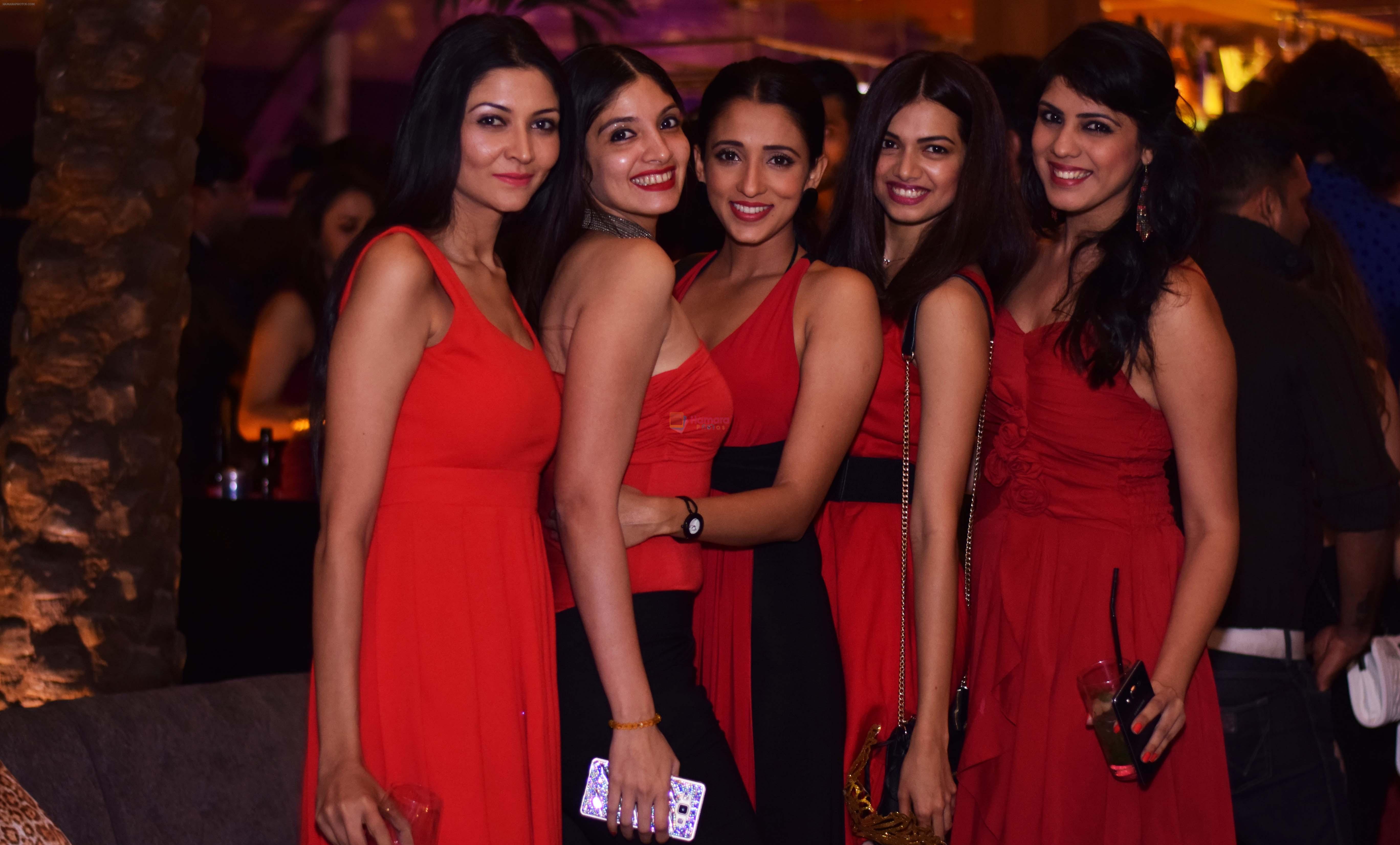 Celebs in a selfie mode at Fashion Director Shakir Shaikh's Theme Based Festive Party at Opa! Bar Cafe.1