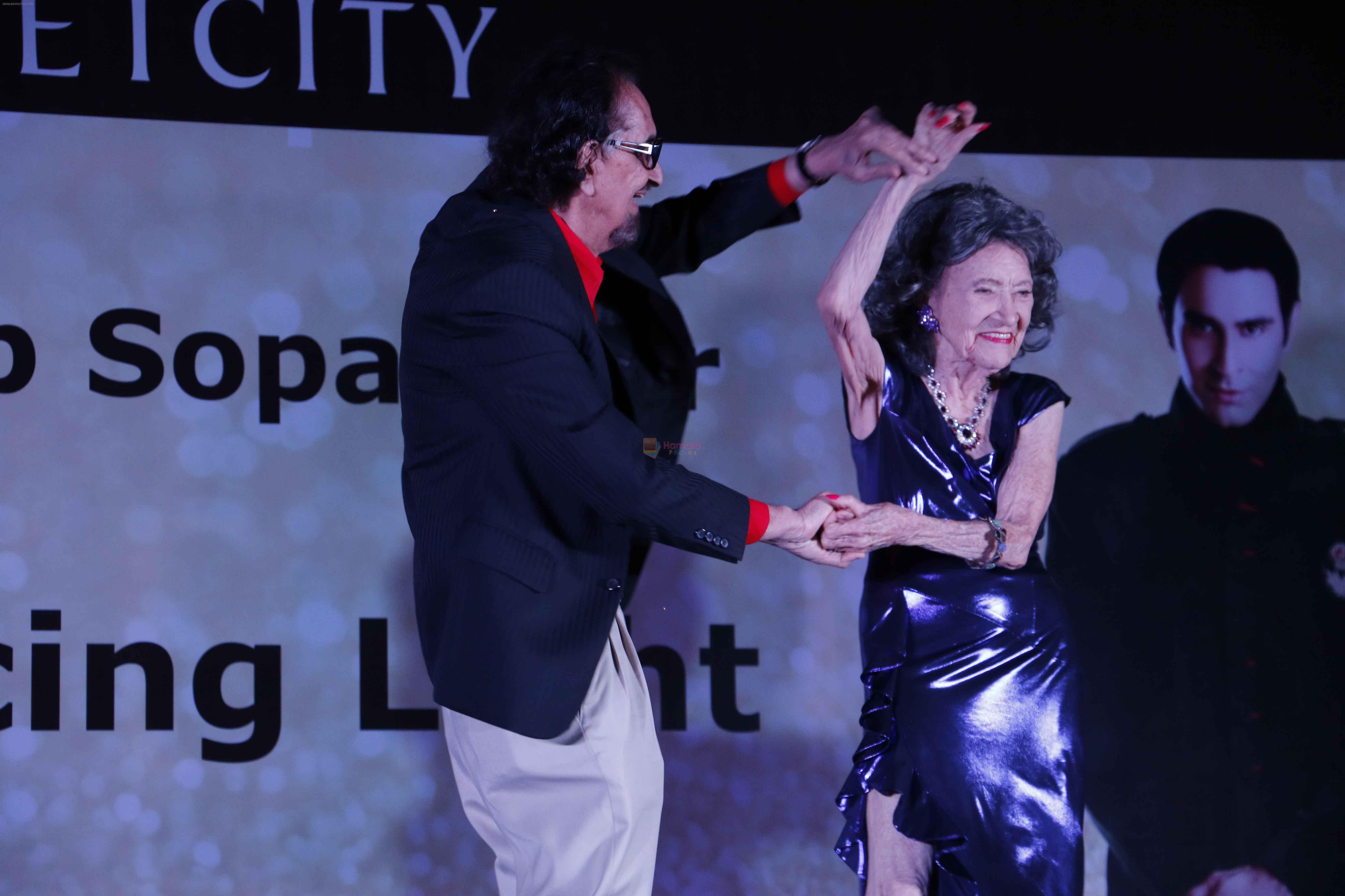 Alyque Padamsee with Tao Porche at the launch of Dancing Light autobiography of Ms Tao Porchon-Lynch on 26th Dec 2015