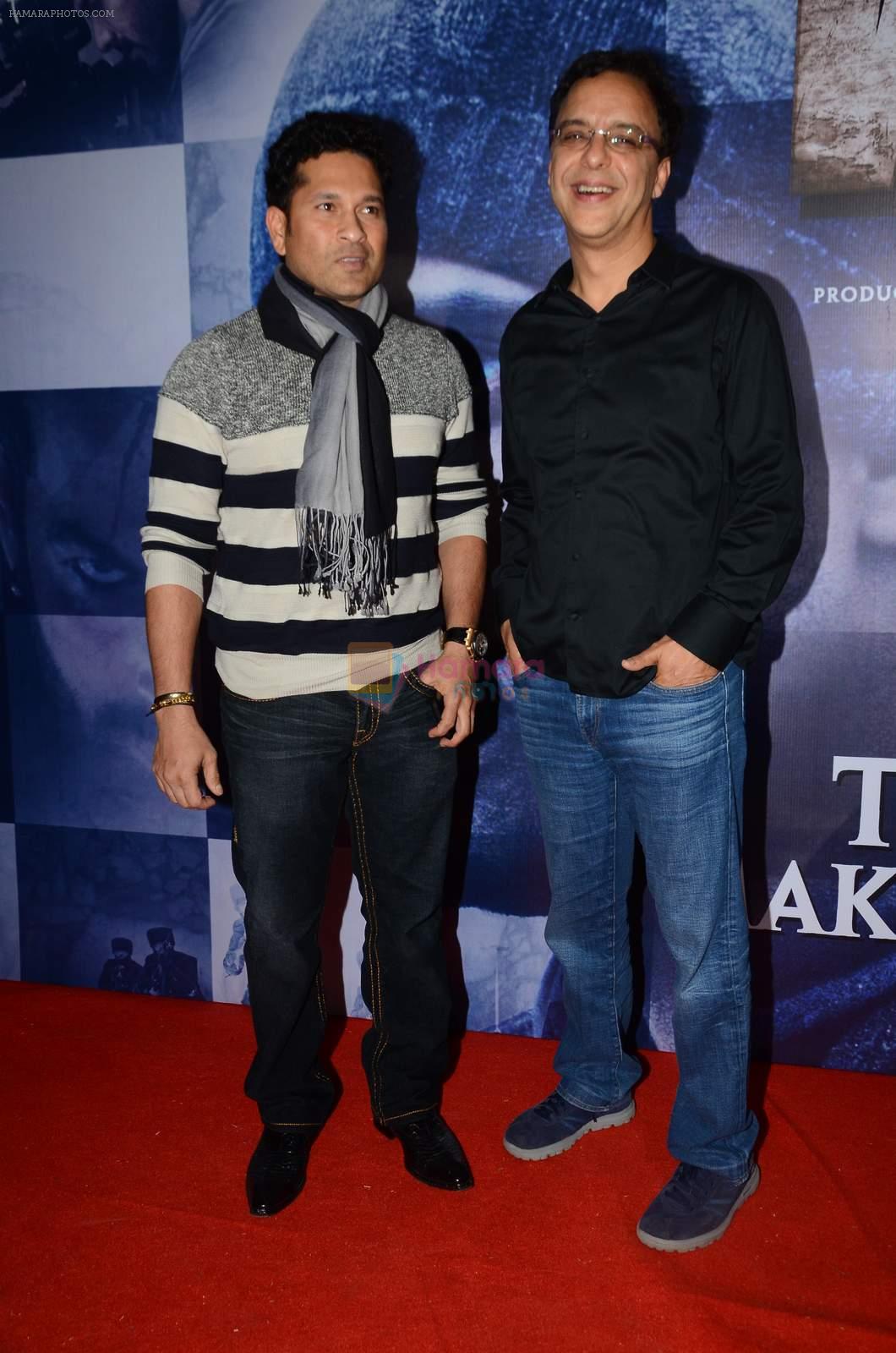 Sachin Tendulkar, Vidhu Vinod Chopra at Wazir screening in Mumbai on 6th Jan 2016