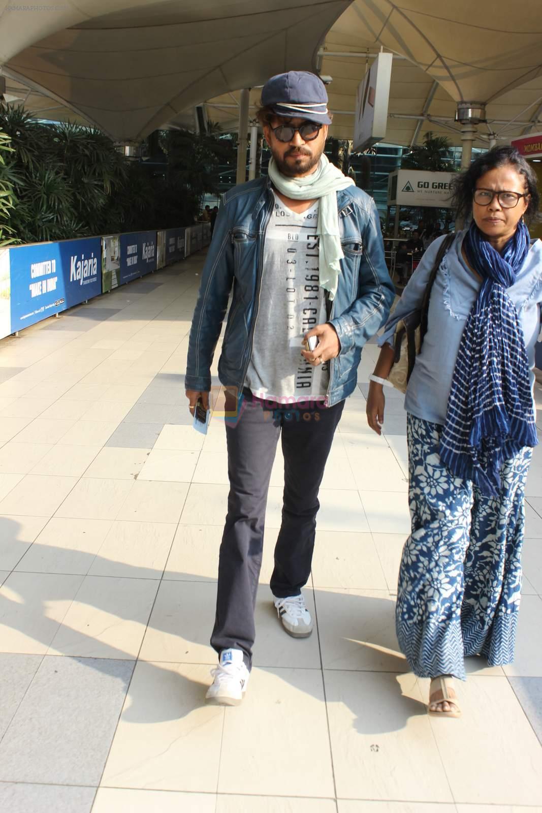 Irrfan Khan snapped at domestic airport on 7th Jan 2016
