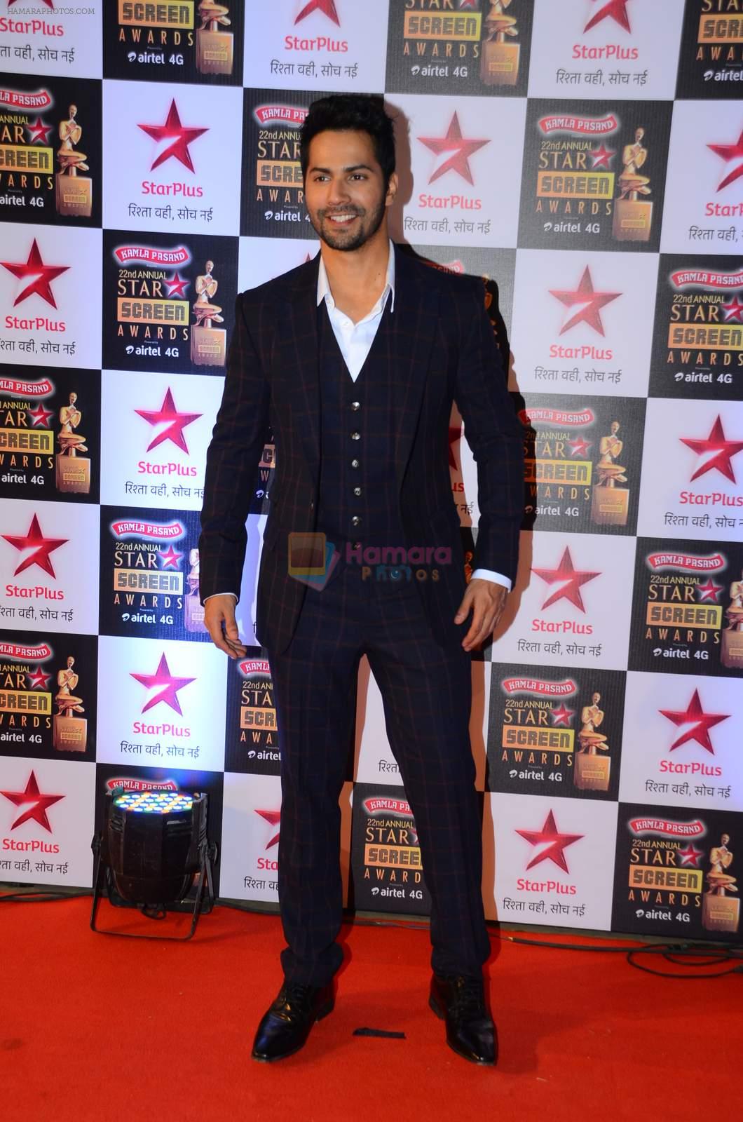 Varun Dhawan at Star Screen Awards Red Carpet on 8th Jan 2016