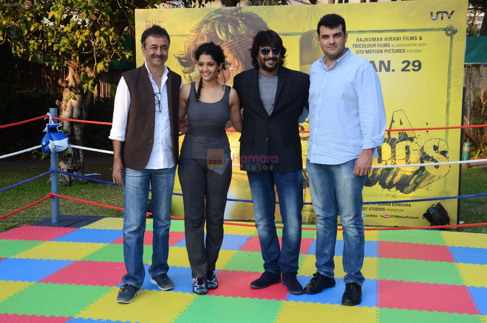 Rajkumar Hirani, Ritika Singh, R Madhavan, Siddharth Roy Kapur at Saala Khadoos film launch on 11th Jan 2016