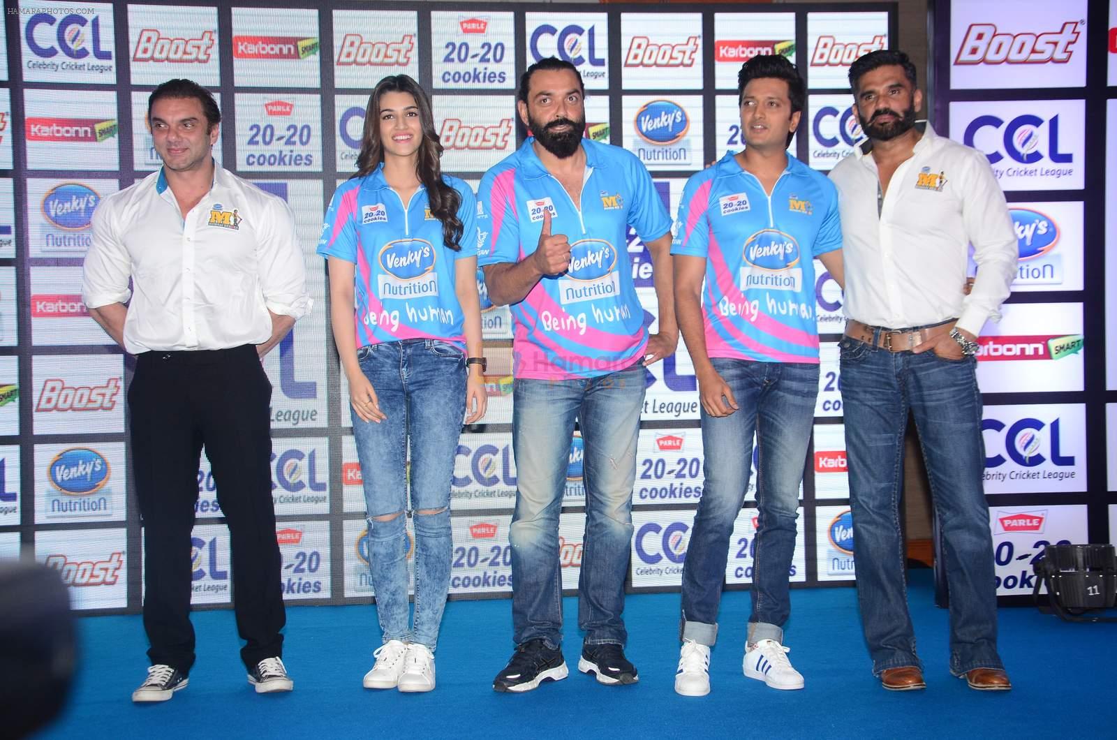 Sohail Khan, Kriti Sanon, Riteish Deshmukh, Bobby Deol, Sunil Shetty at CCL 6 launch in Mumbai on 11th Jan 2016