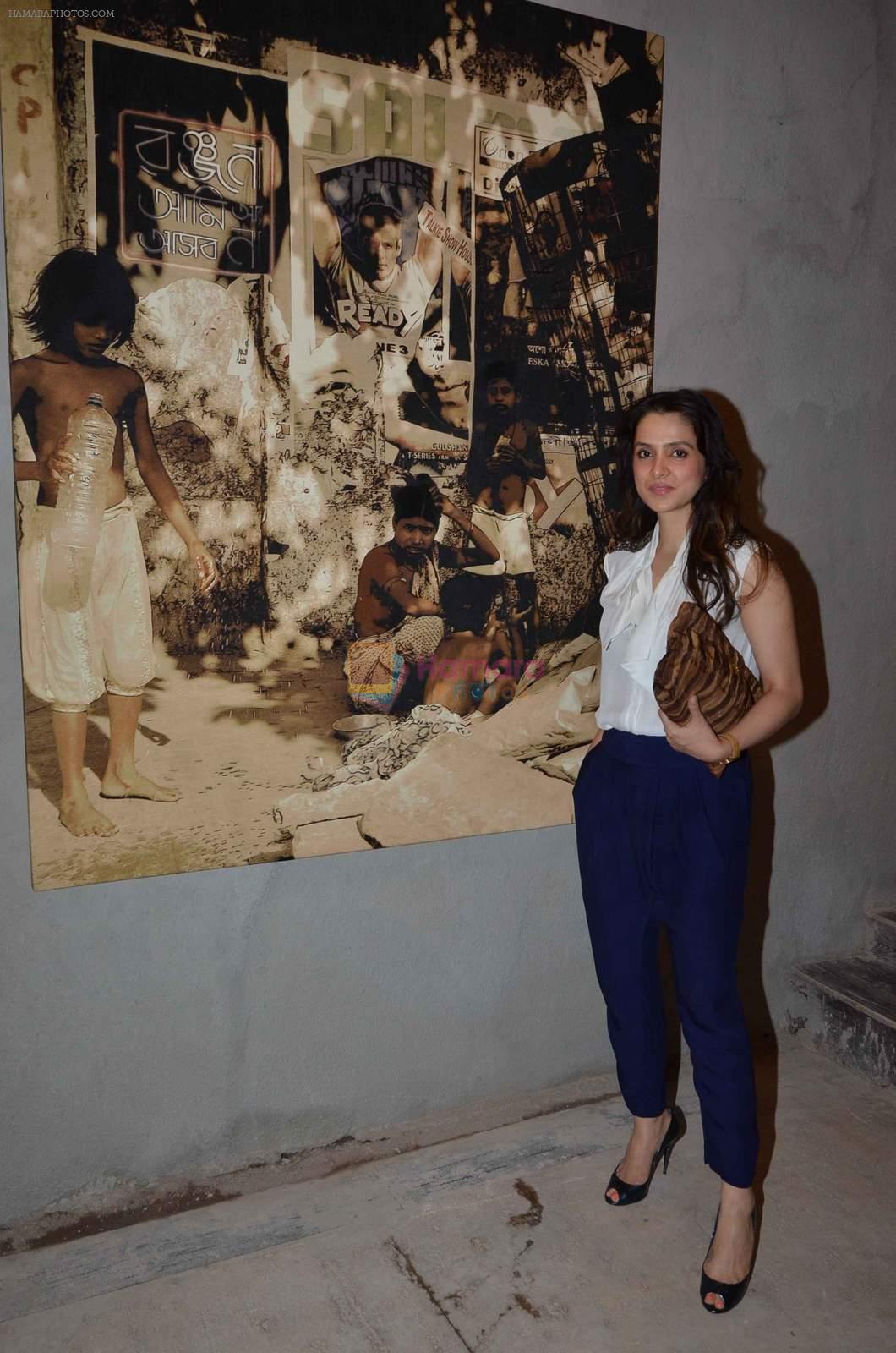 Tanya Deol at Penny Patel's art event on 12th Jan 2016