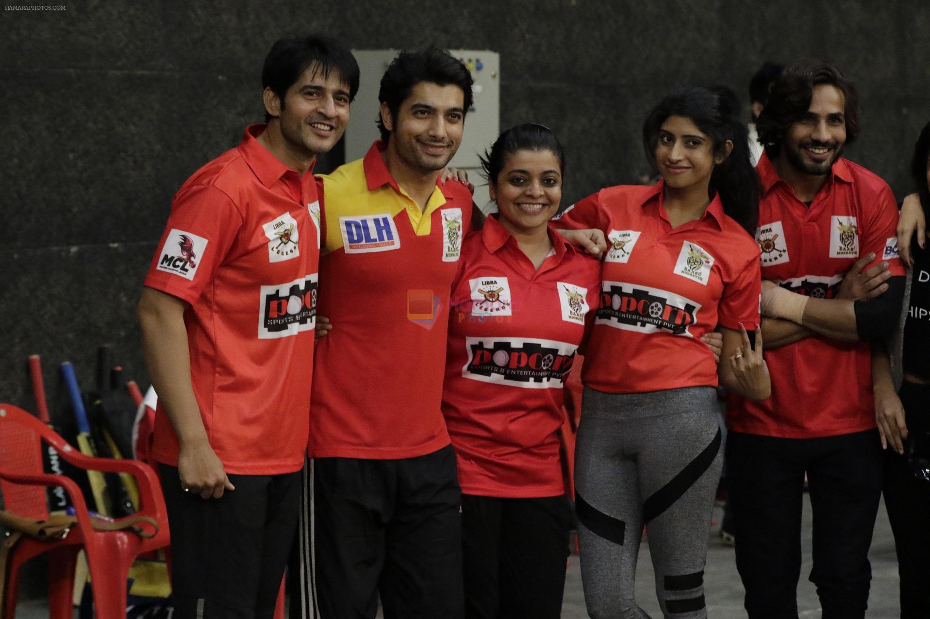 Hiten Tejwani,Ssharad Malhotra,Nivedita Basu,Vindhya Tiwary,Krrip Suri at the BCL Season 2 Practice session on 17th Jan 2016