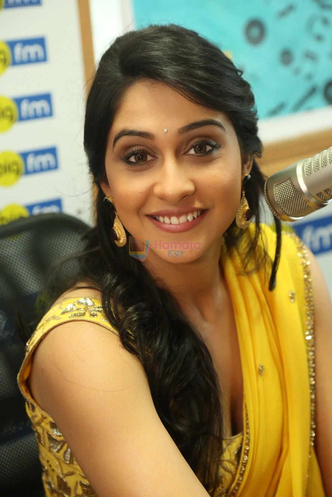 Regina Cassandra at 92.7 Big FM on 29th Jan 2016