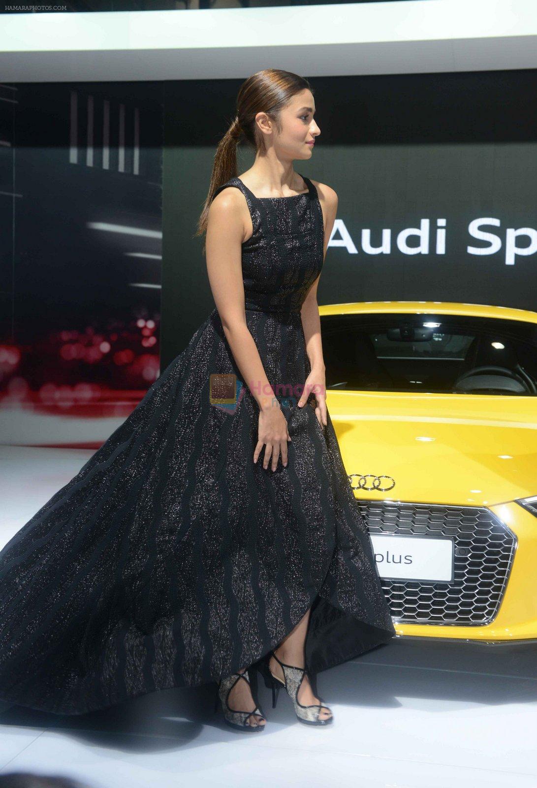 Alia Bhatt unveil the new Audi R8 at Auto Expo 2016 on 3rd Feb 2016