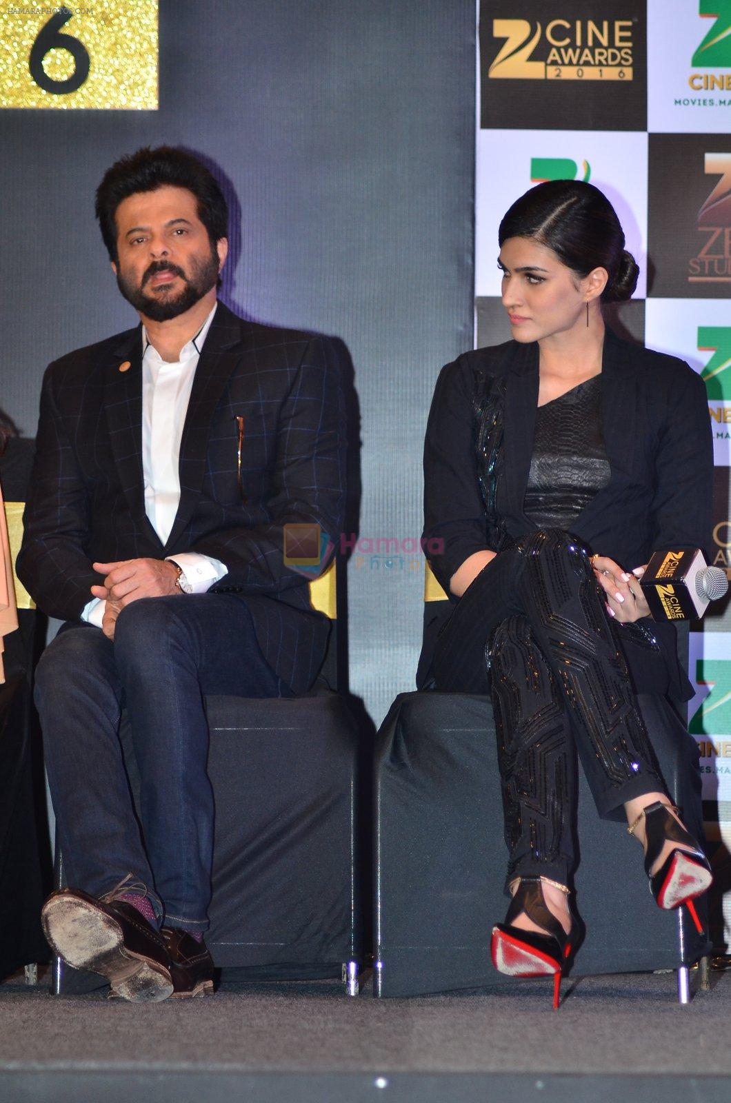 Anil Kapoor, Kriti Sanon at Zee Cine Awards press meet on 4th Feb 2016