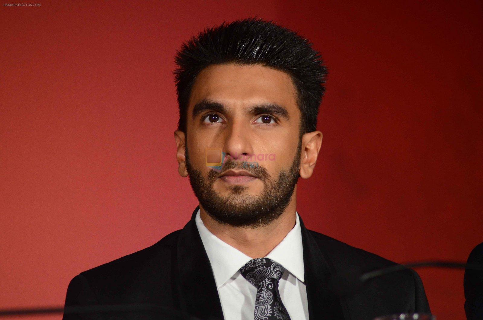 Ranveer Singh at Toronto's MOU with Film City on 5th Feb 2016